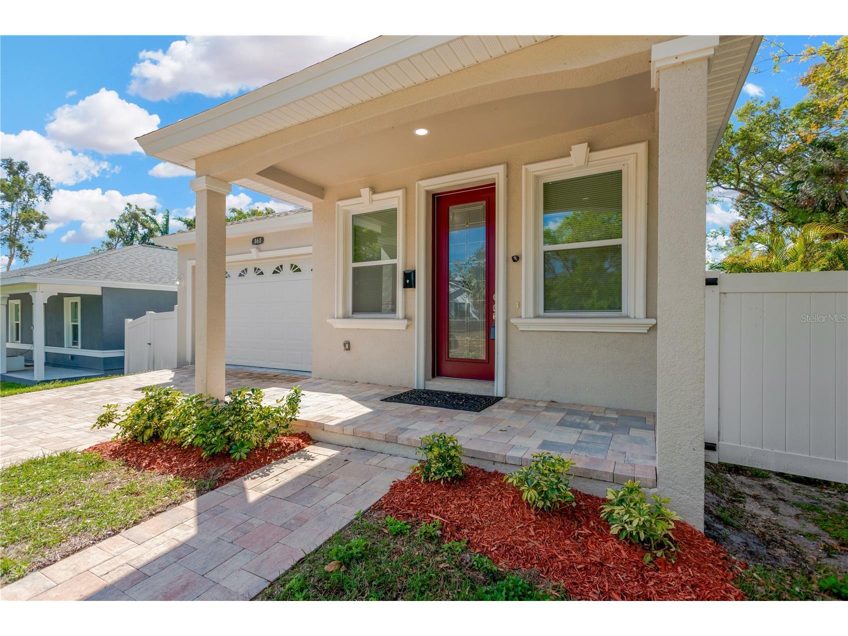 860 17th Avenue S Saint Petersburg FL 33701 TB8424477 image1