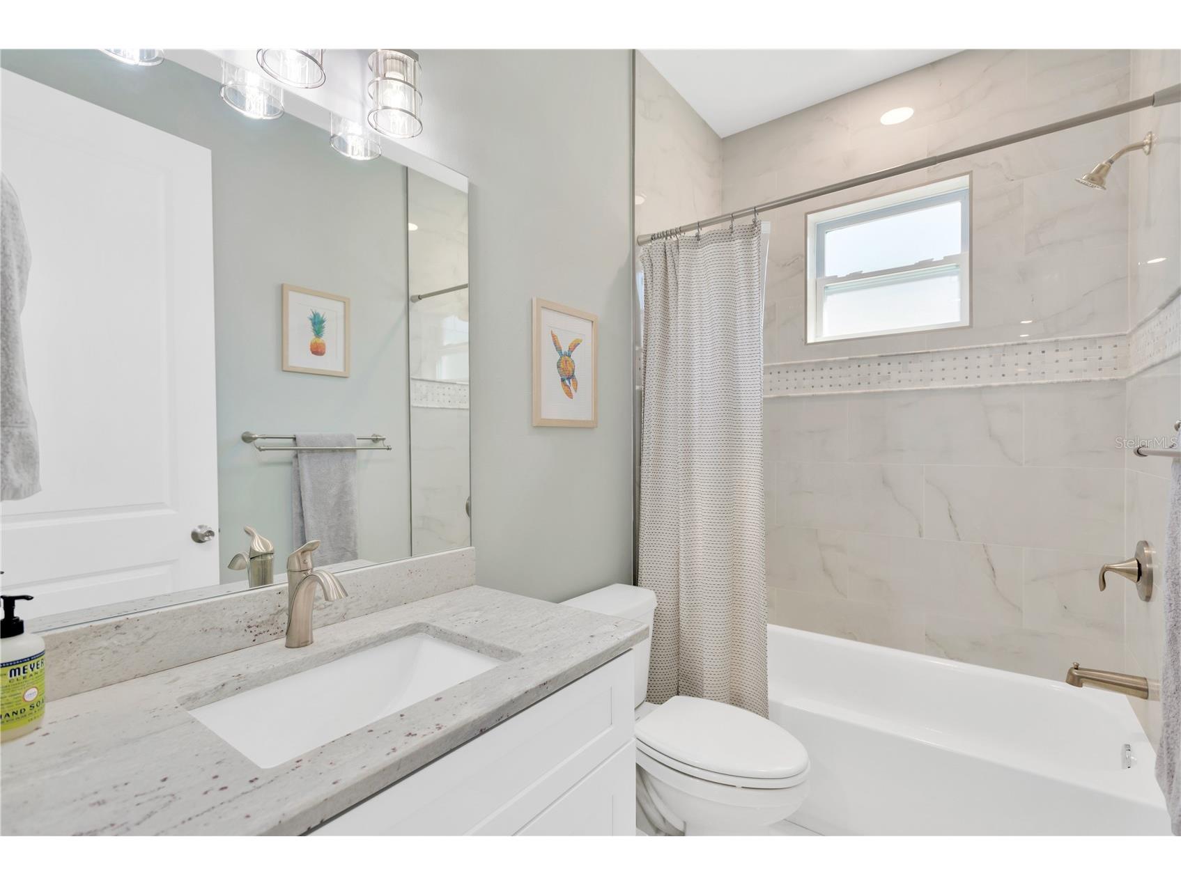 860 17th Avenue S Saint Petersburg FL 33701 TB8424477 image12