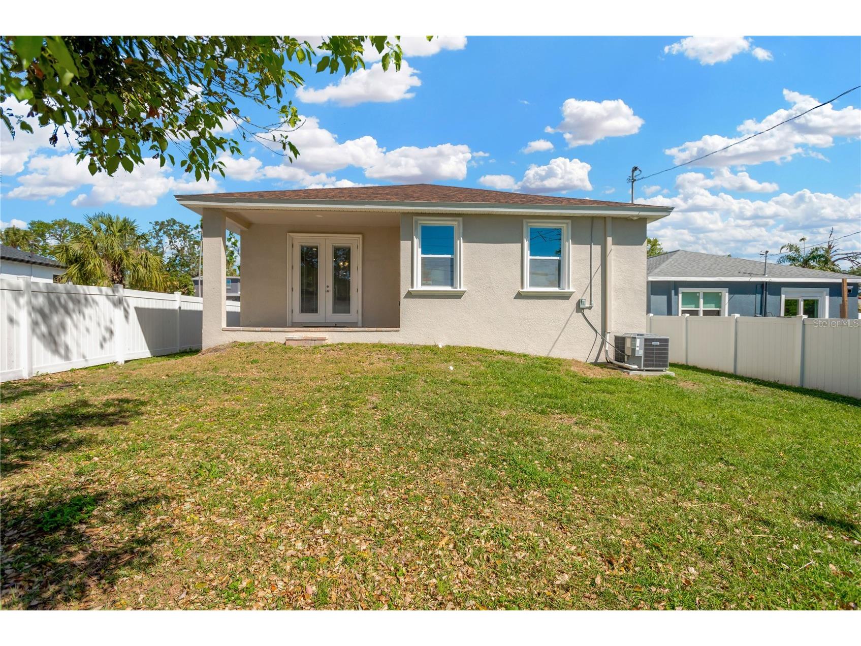 860 17th Avenue S Saint Petersburg FL 33701 TB8424477 image20