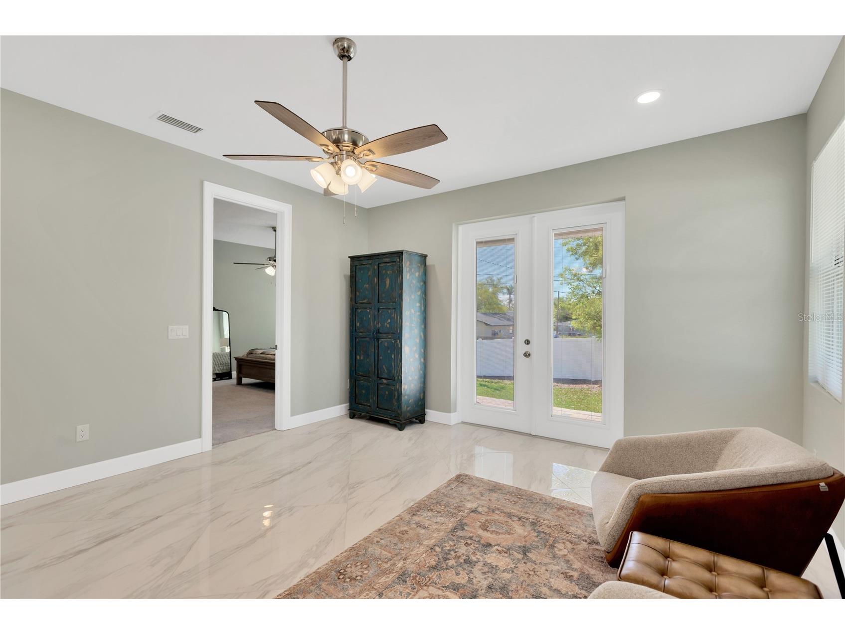 860 17th Avenue S Saint Petersburg FL 33701 TB8424477 image26