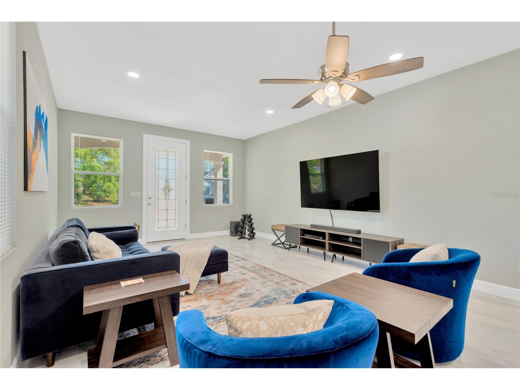 860 17th Avenue S Saint Petersburg FL 33701 TB8424477 image3