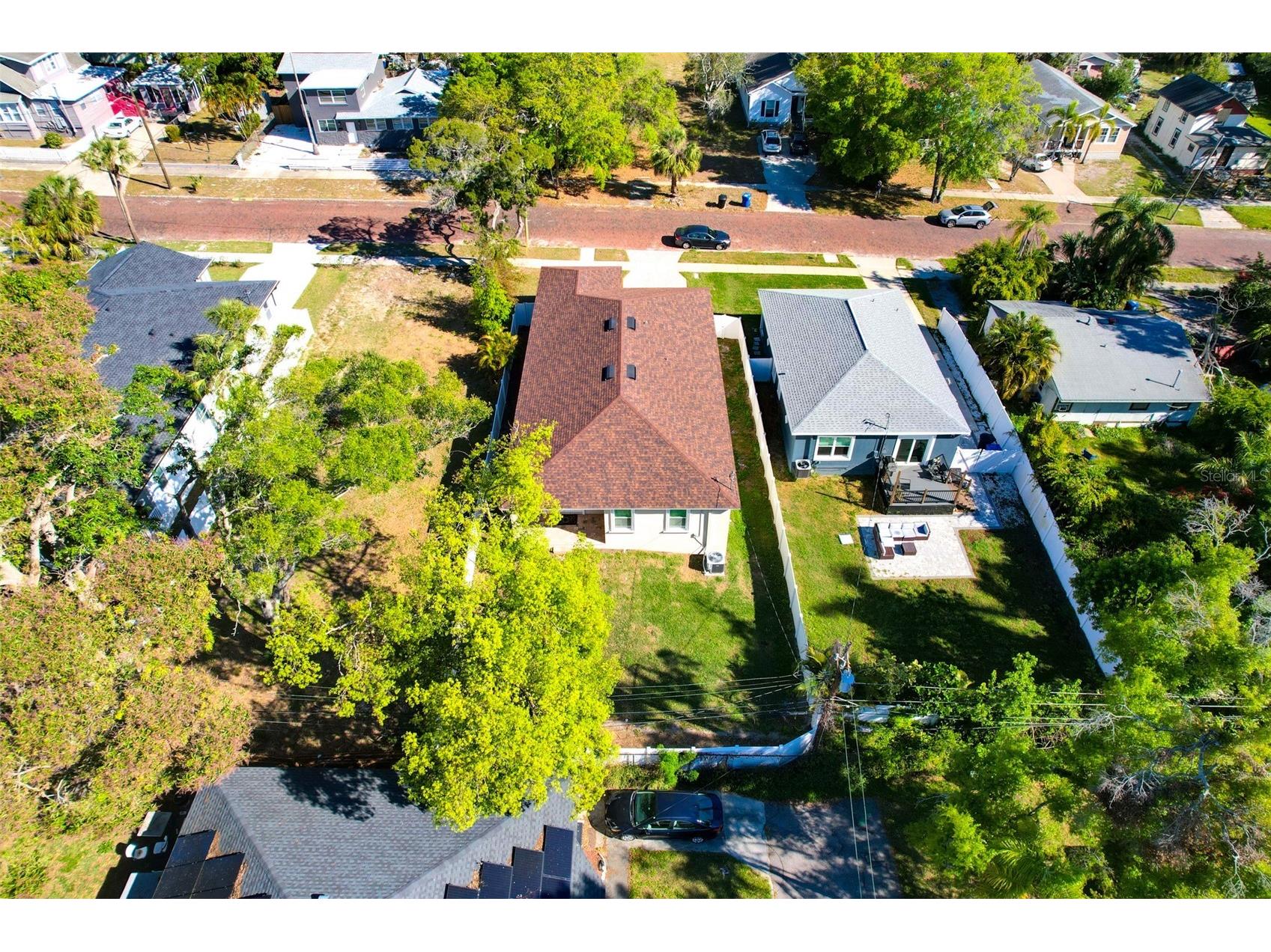 860 17th Avenue S Saint Petersburg FL 33701 TB8424477 image45