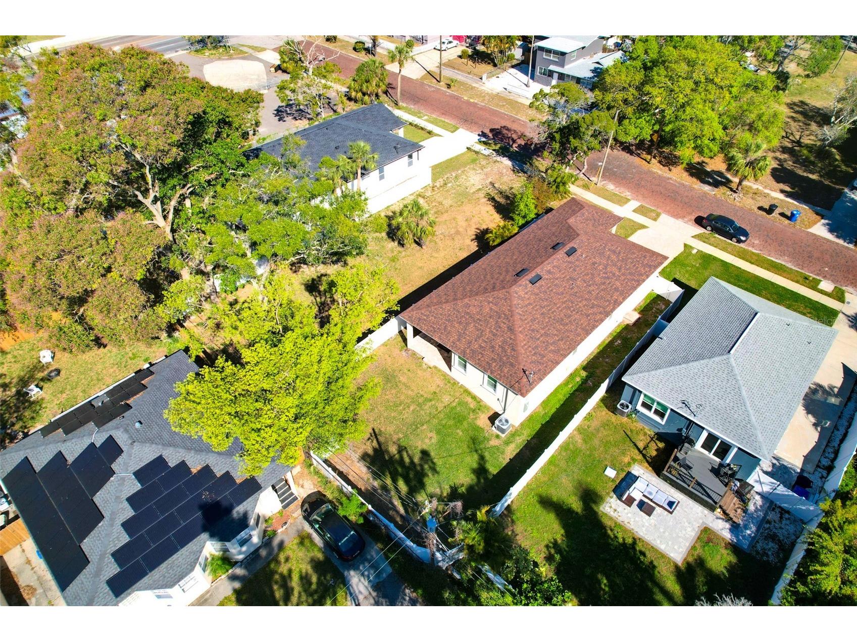 860 17th Avenue S Saint Petersburg FL 33701 TB8424477 image46