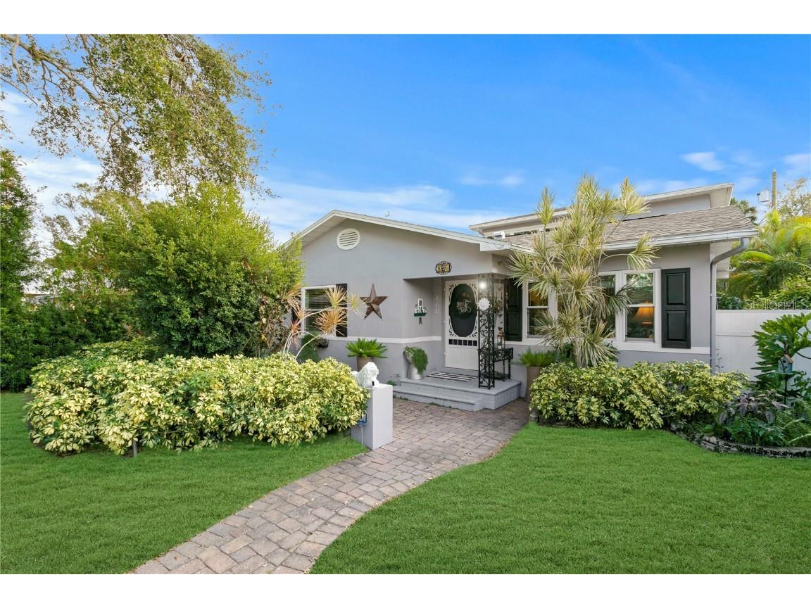860 25th Avenue N Saint Petersburg FL 33704 TB8319068 image1