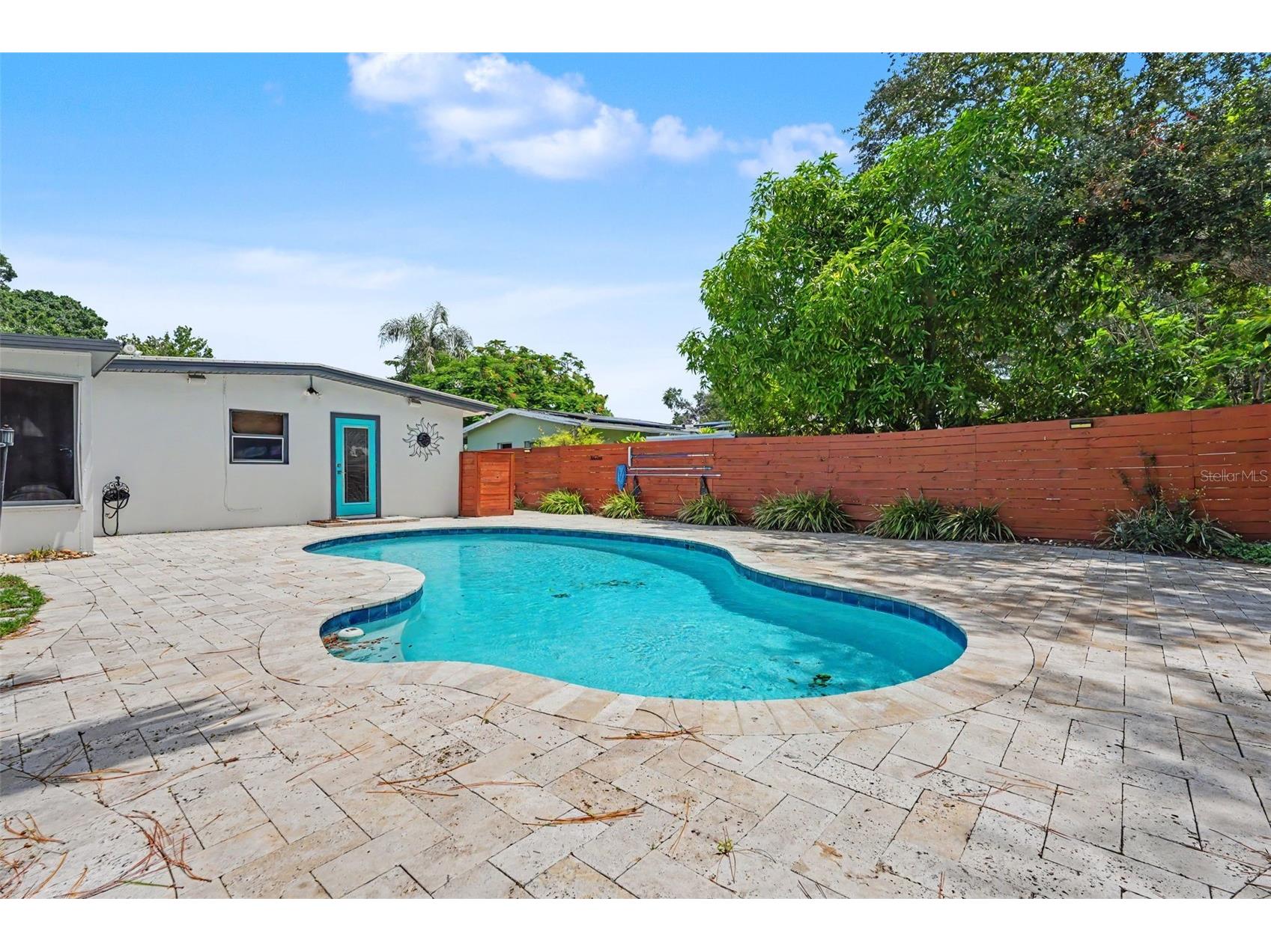 860 86th Avenue N Saint Petersburg FL 33702 TB8528884 image28