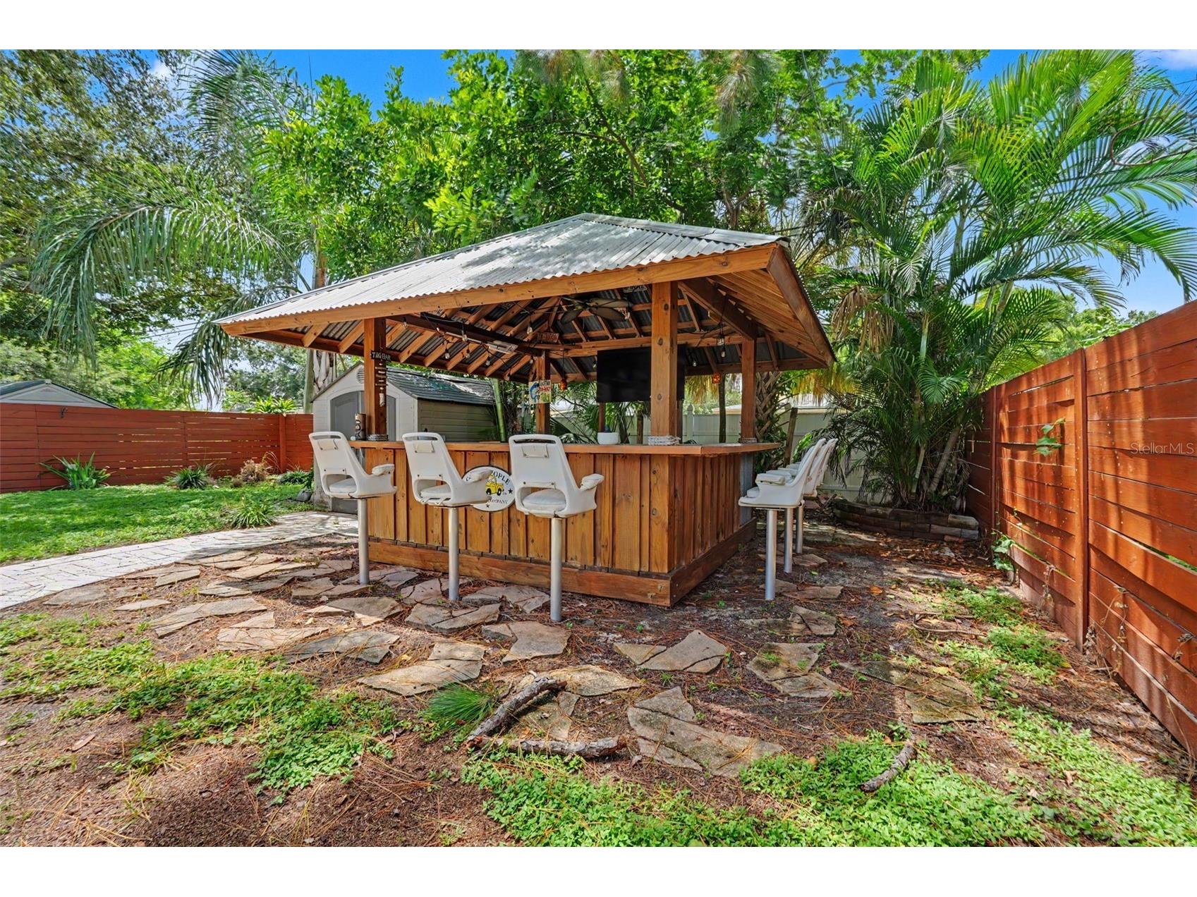860 86th Avenue N Saint Petersburg FL 33702 TB8528884 image32