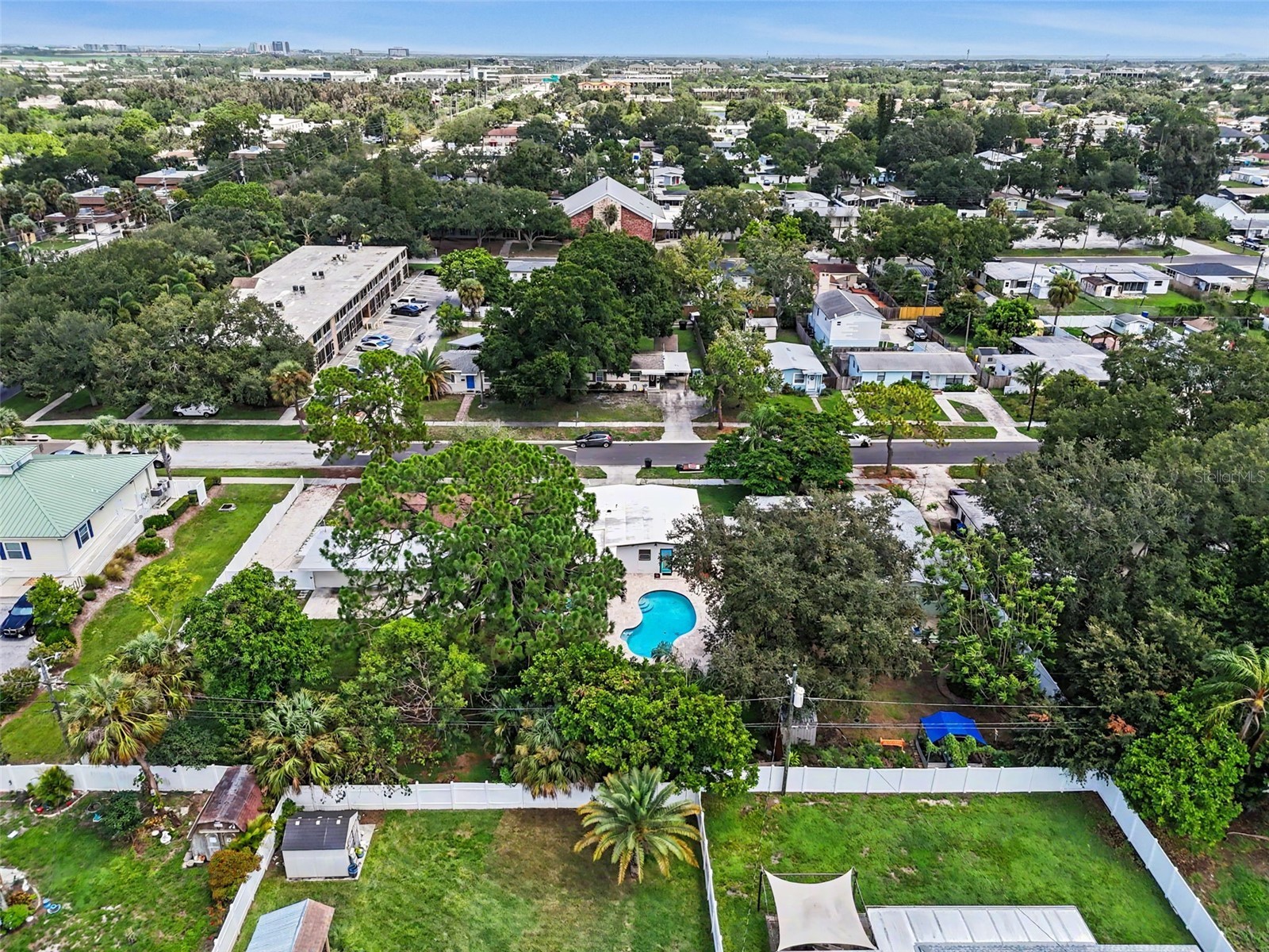 860 86th Avenue N Saint Petersburg FL 33702 TB8528884 image40