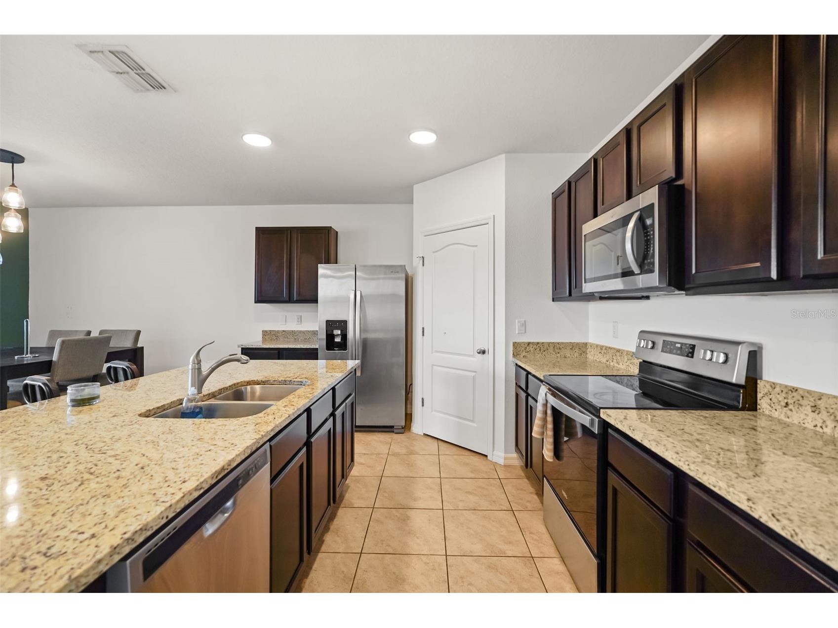 860 Brooklet Drive Davenport FL 33837 - LAKE SAINT CHARLES O6426715 image8