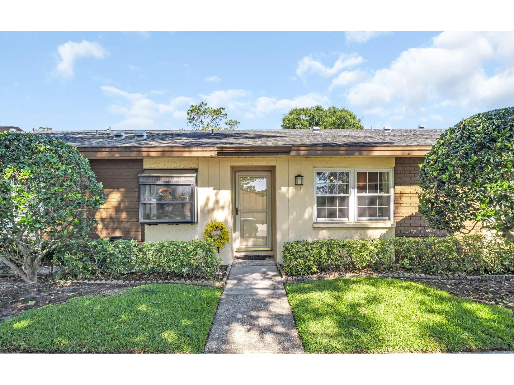 860 Maclaren Drive N #B Palm Harbor FL 34684 TB8508226 image1