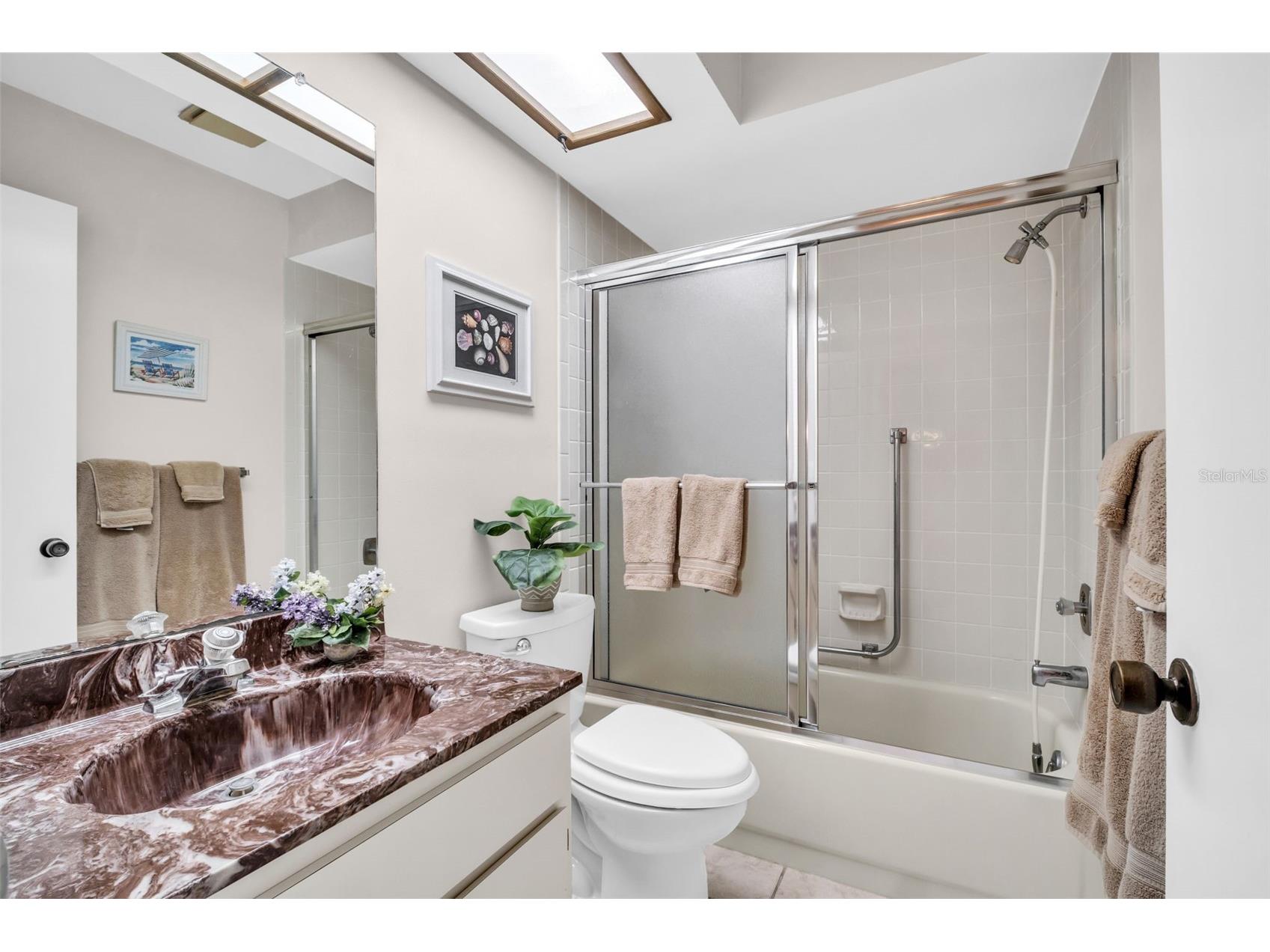 860 Maclaren Drive N #B Palm Harbor FL 34684 TB8508226 image21