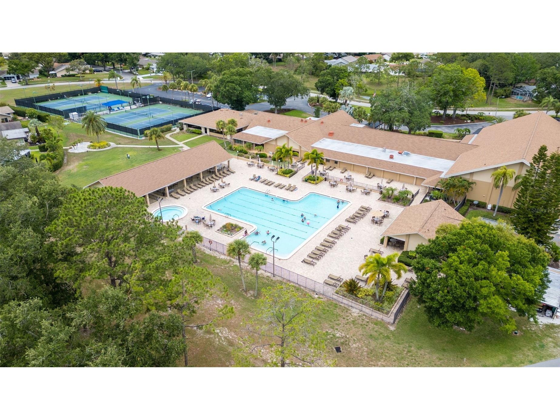 860 Maclaren Drive N #B Palm Harbor FL 34684 TB8508226 image32
