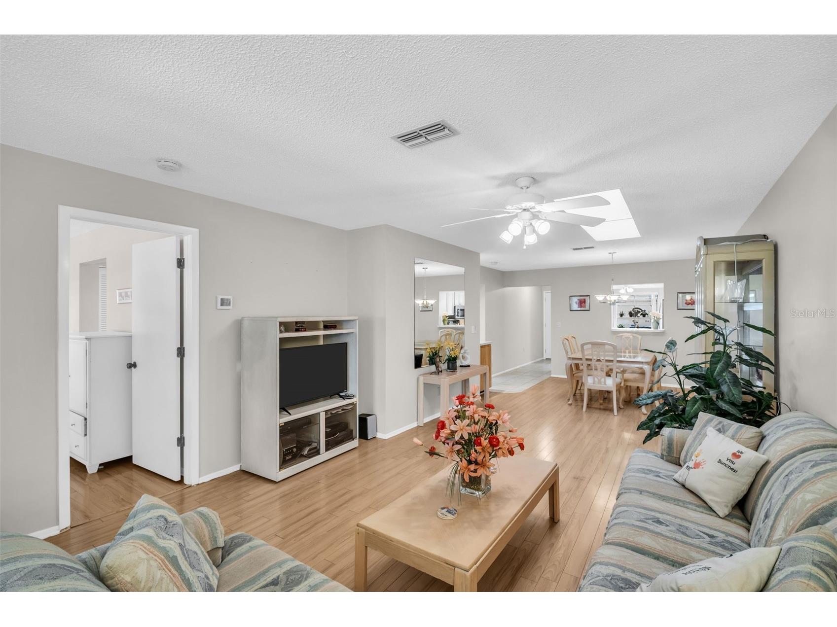 860 Maclaren Drive N #B Palm Harbor FL 34684 TB8508226 image9