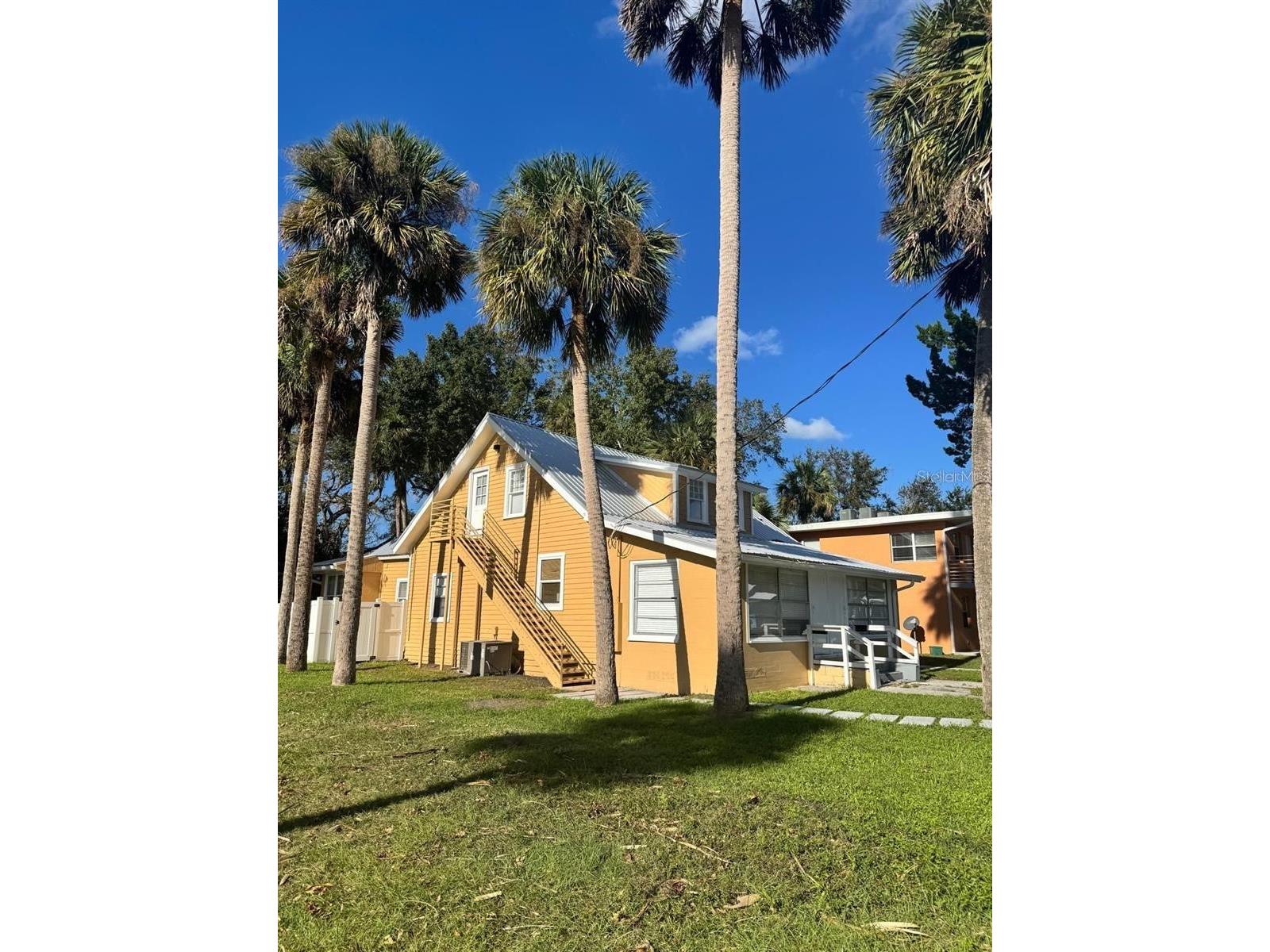 860 Magnolia Avenue #3 Daytona Beach FL 32114 O6409193 image1
