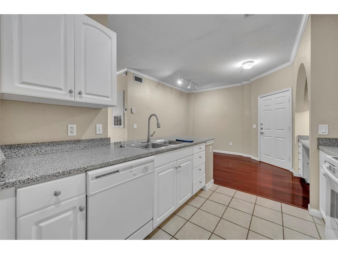 860 N Orange Avenue #149 Orlando FL 32801 O6330025 image12