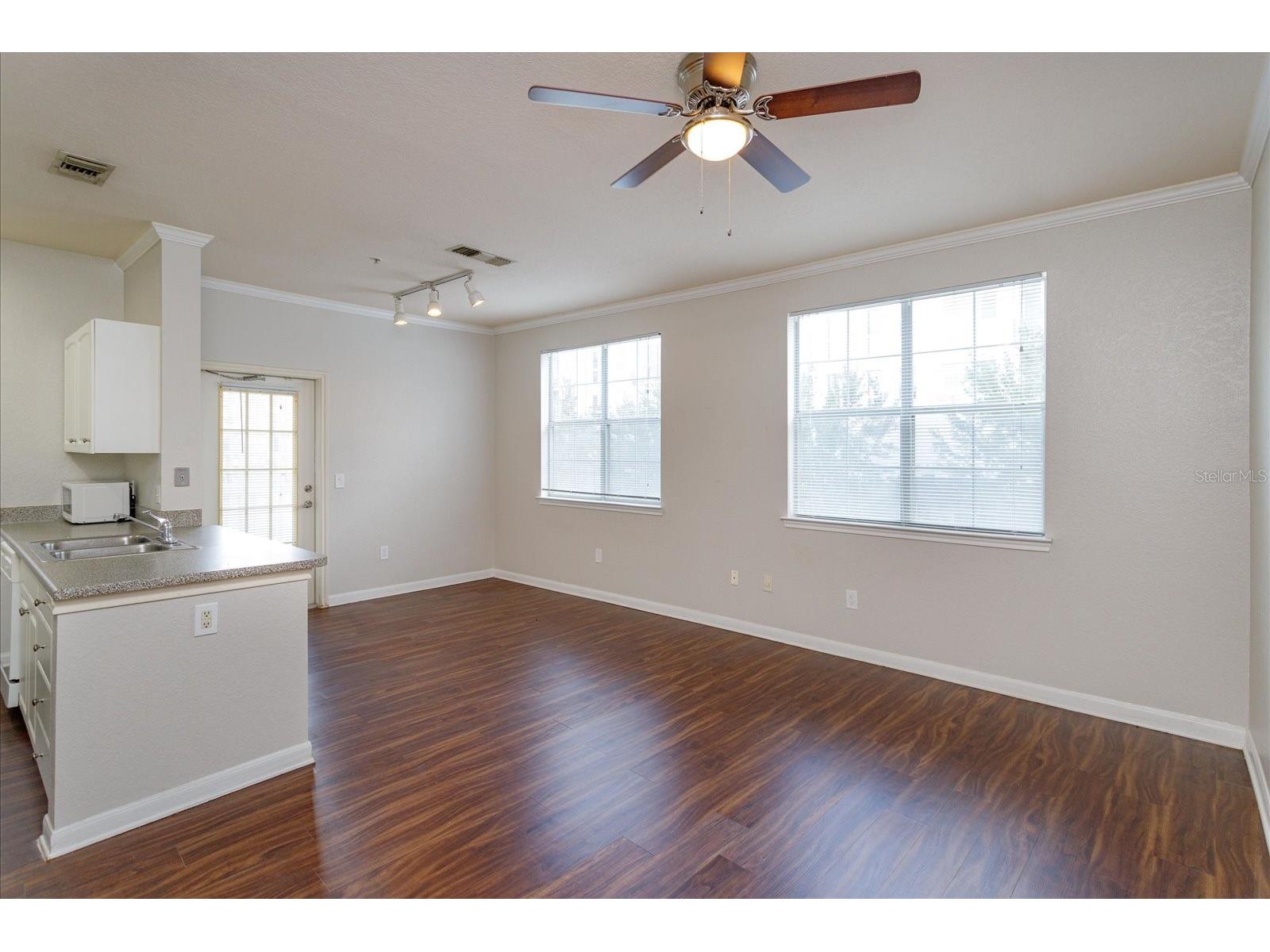 860 N Orange Avenue #262 Orlando FL 32801 O6416041 image4