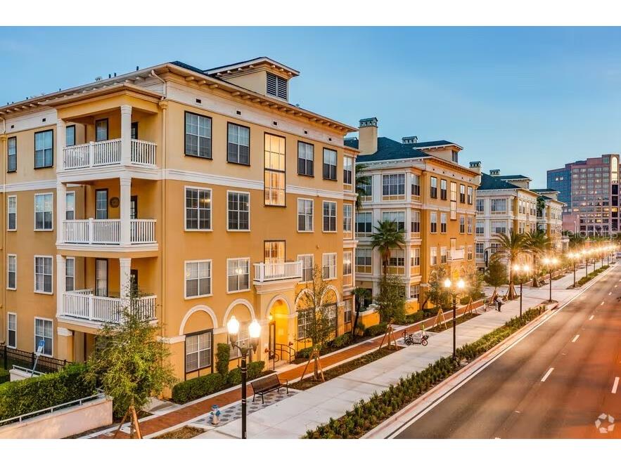 860 N Orange Avenue #403 Orlando FL 32801 O6414758 image1