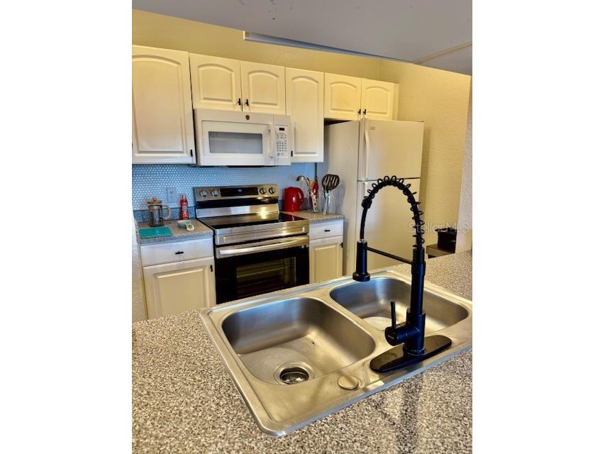 860 N Orange Avenue #464 Orlando FL 32801 O6333714 image10