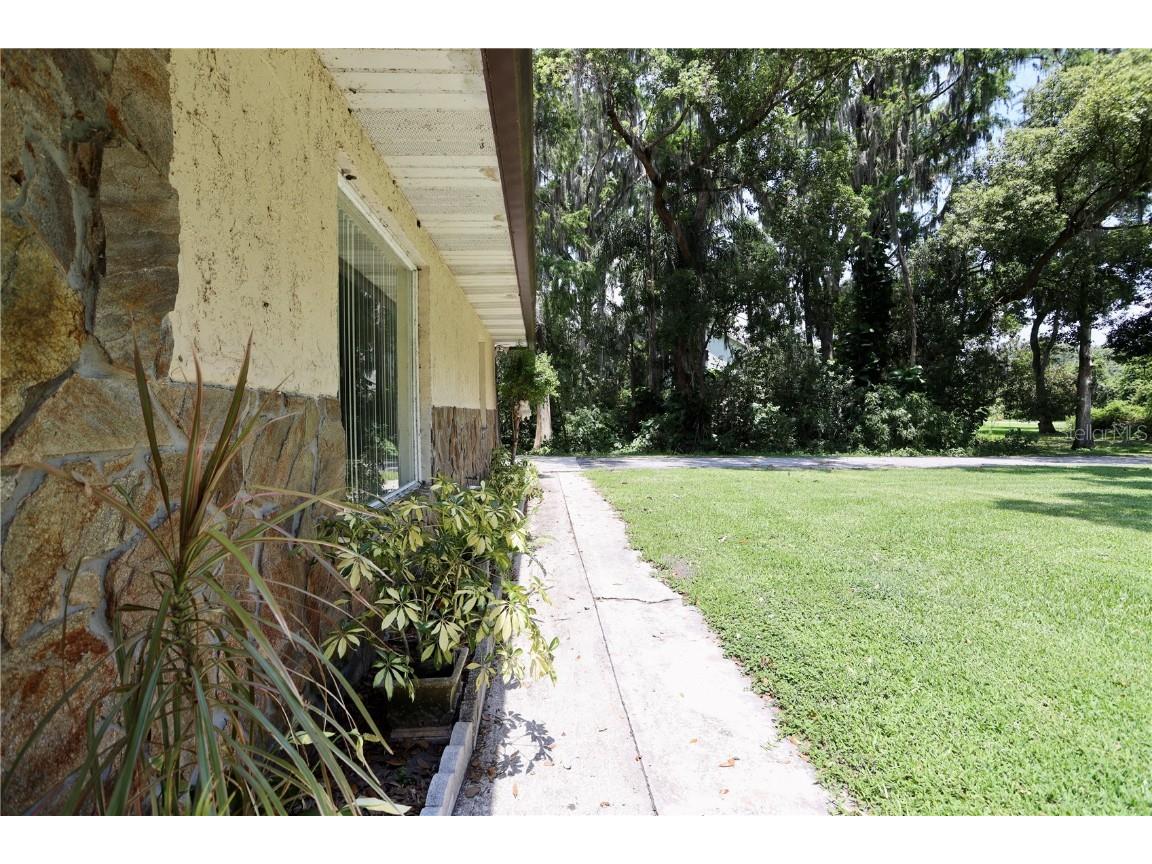 860 Oak Shore Drive Saint Cloud FL 34771 - EAST LAKE TOHO S5127819 image12