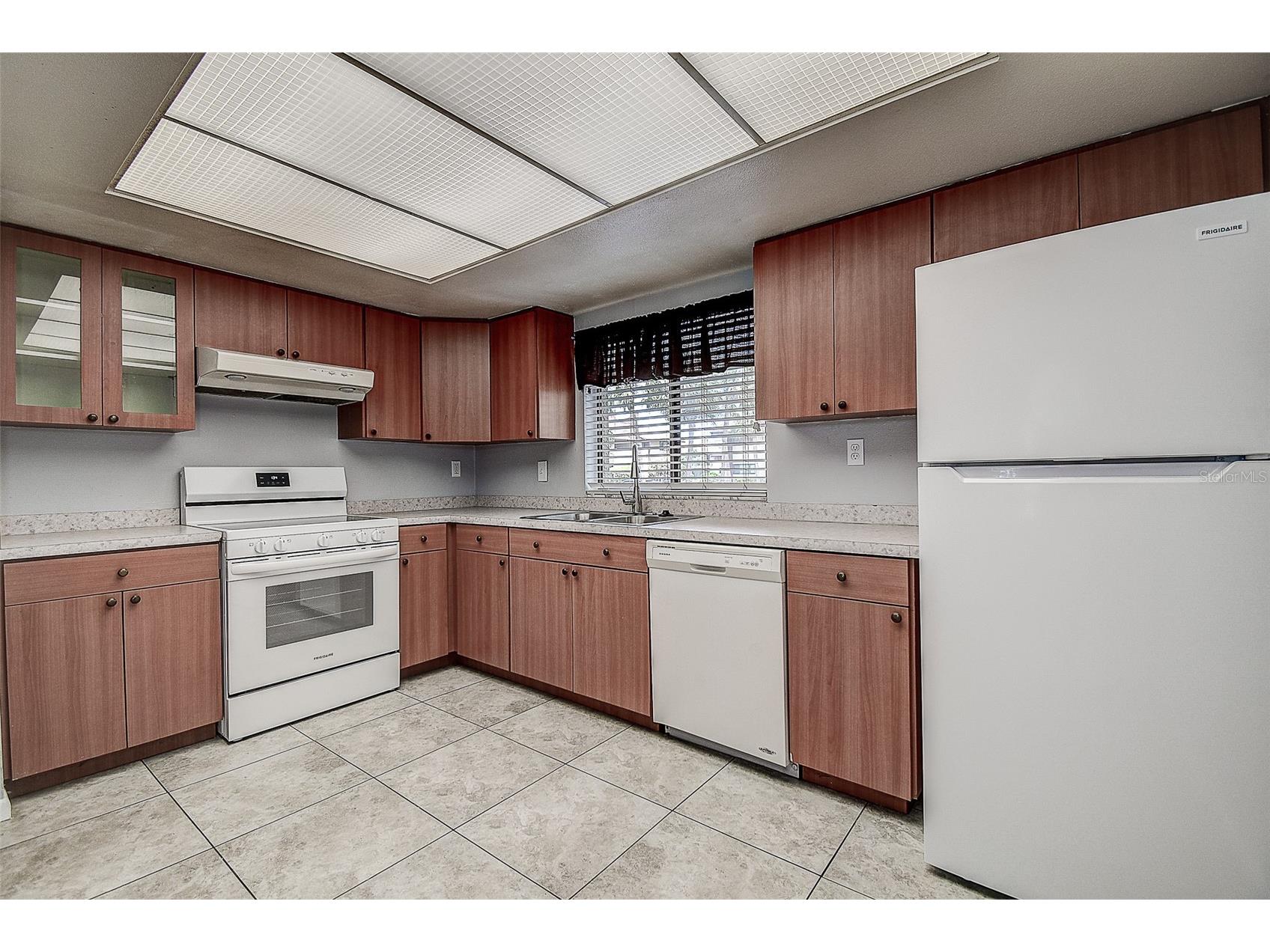 860 S Village Drive N #106 Saint Petersburg FL 33716 - N TB8504075 image12