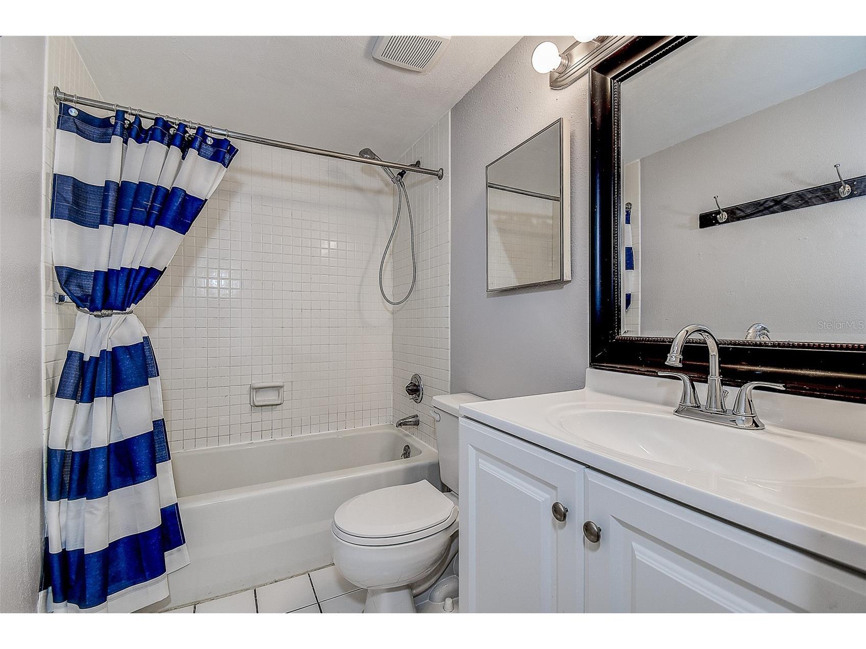 860 S Village Drive N #106 Saint Petersburg FL 33716 - N TB8504075 image25