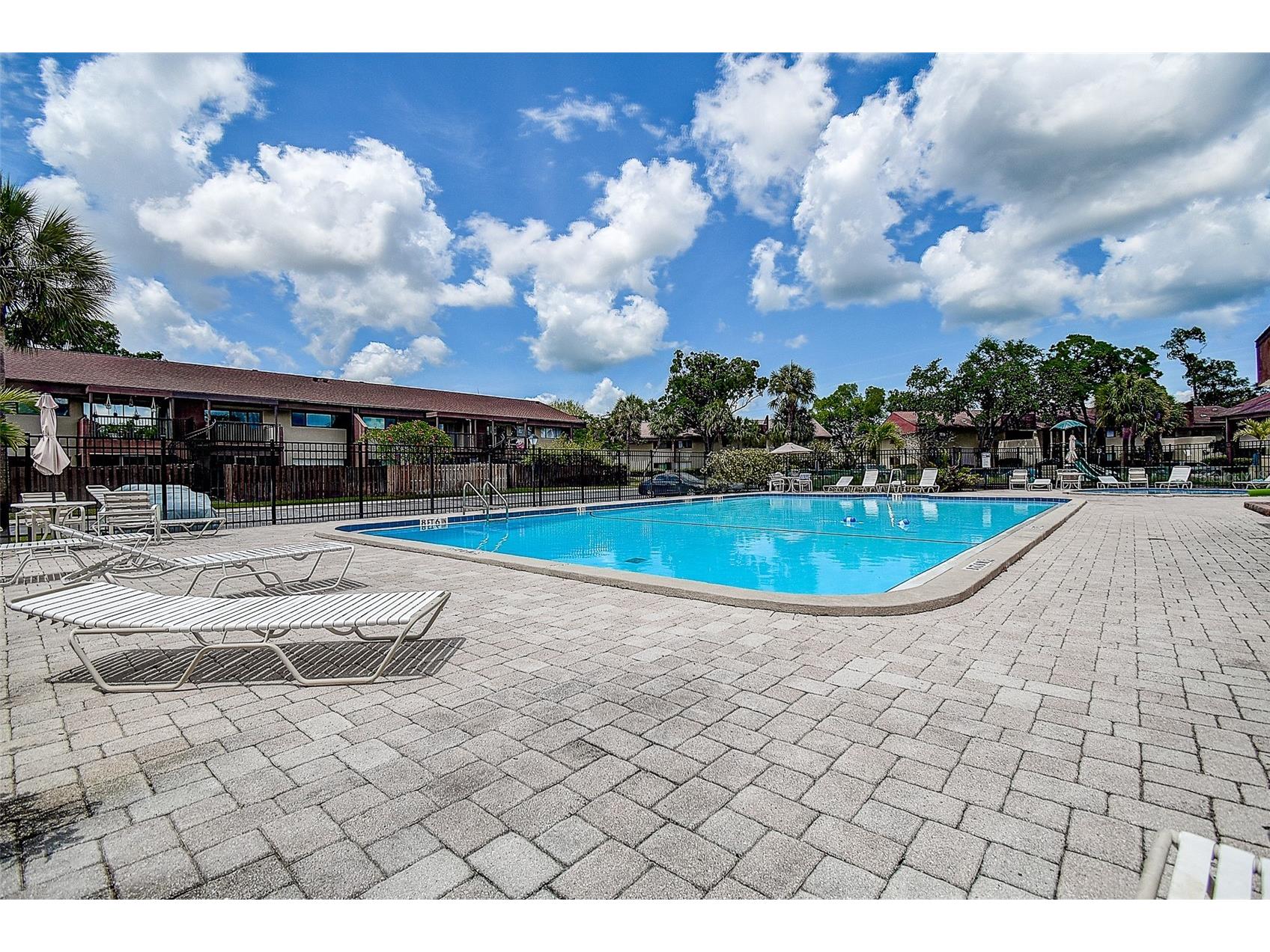 860 S Village Drive N #106 Saint Petersburg FL 33716 - N TB8504075 image33