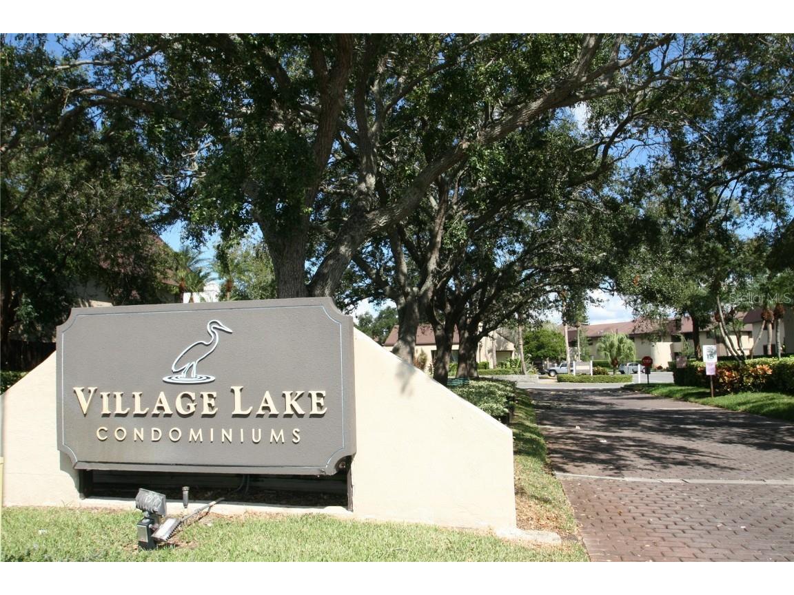 860 S Village Drive N #207 Saint Petersburg FL 33716 U8142010 image1