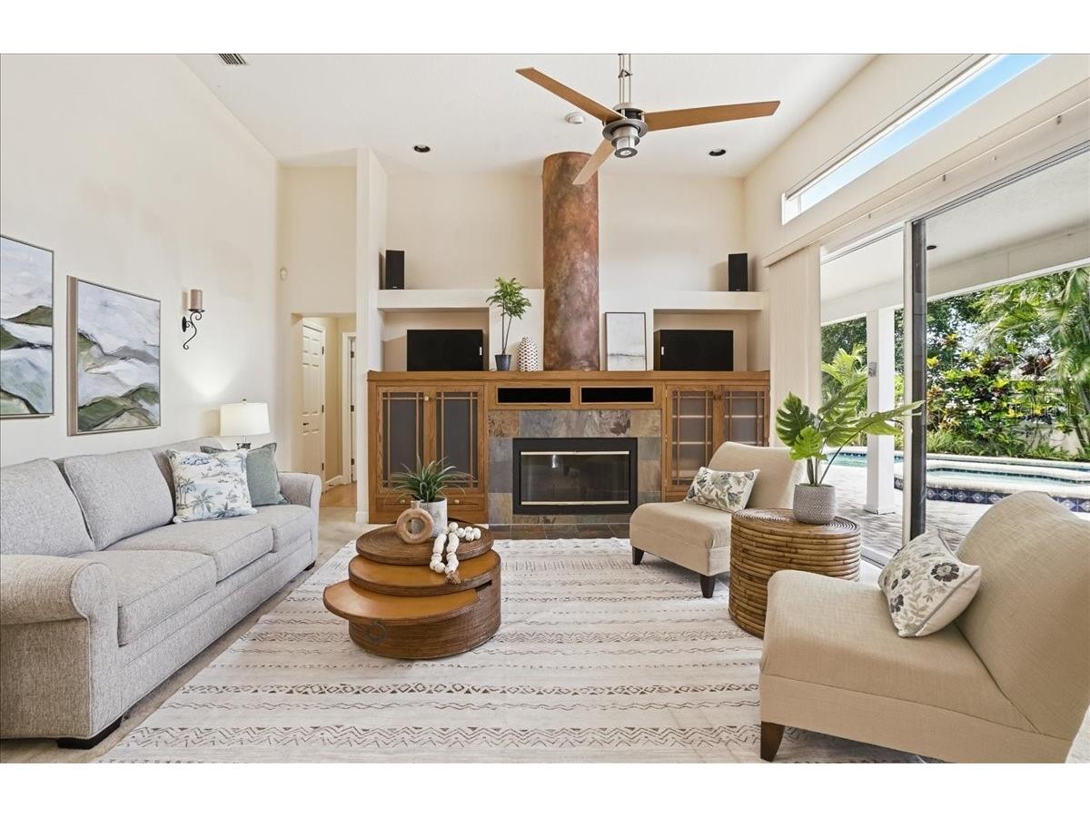 860 Sand Pine Drive NE Saint Petersburg FL 33703 TB8493569 image12
