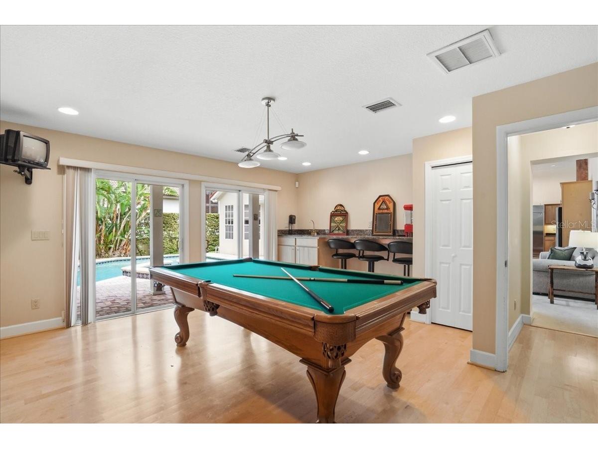 860 Sand Pine Drive NE Saint Petersburg FL 33703 TB8493569 image17