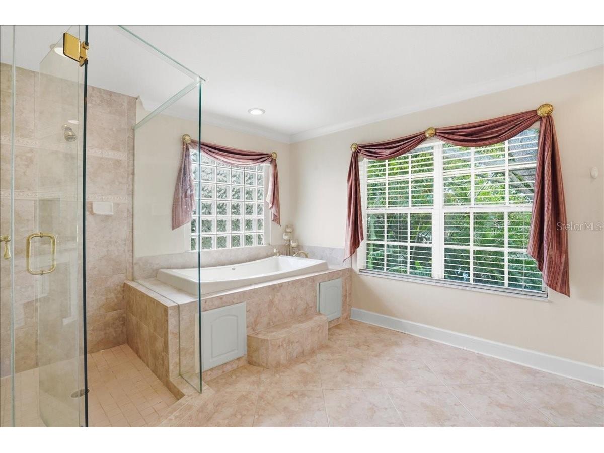 860 Sand Pine Drive NE Saint Petersburg FL 33703 TB8493569 image20