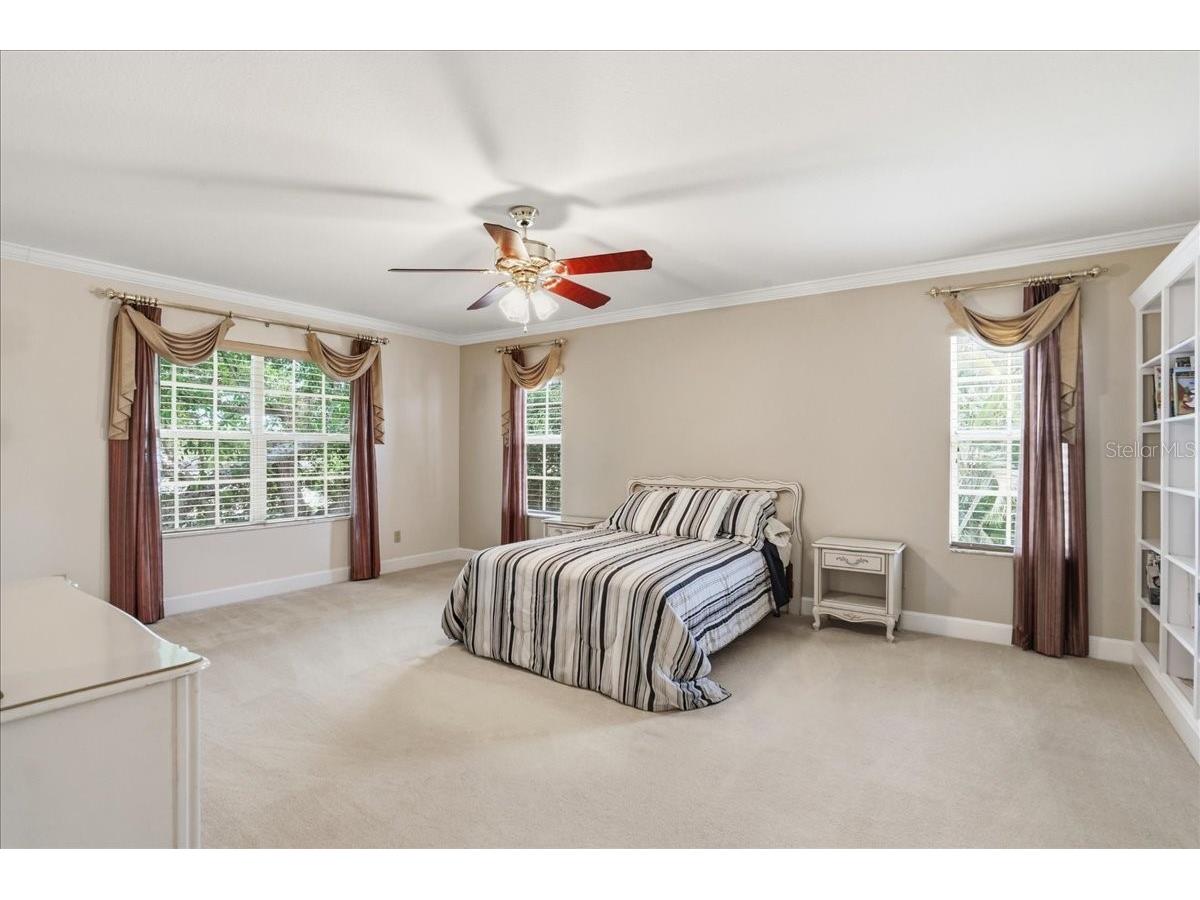 860 Sand Pine Drive NE Saint Petersburg FL 33703 TB8493569 image21