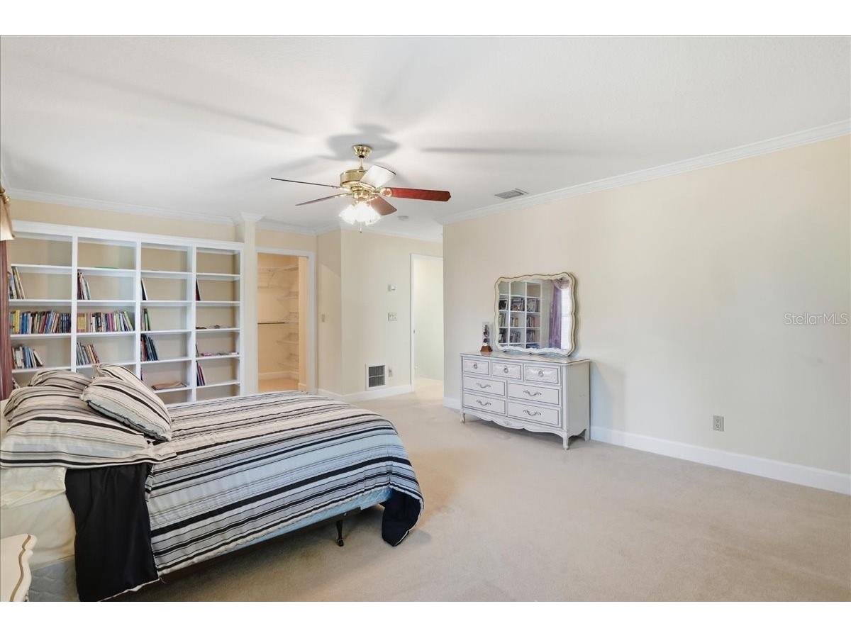 860 Sand Pine Drive NE Saint Petersburg FL 33703 TB8493569 image22