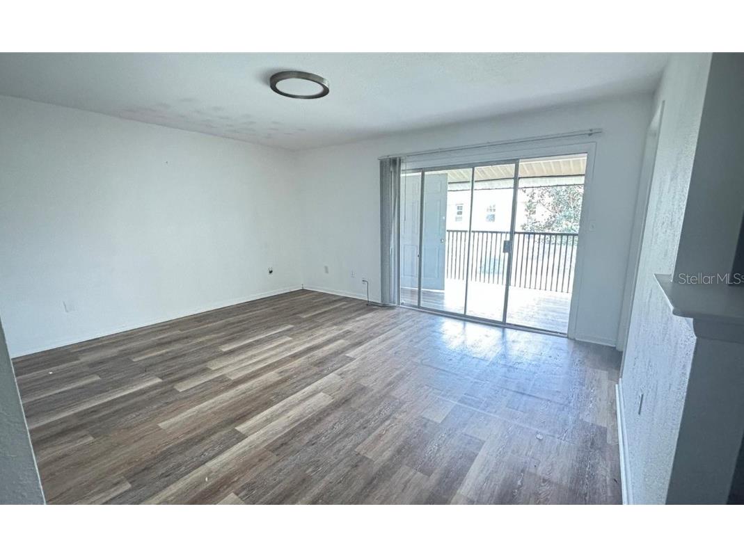 860 Sky Lake Circle #C412 Orlando FL 32809 S5150087 image4