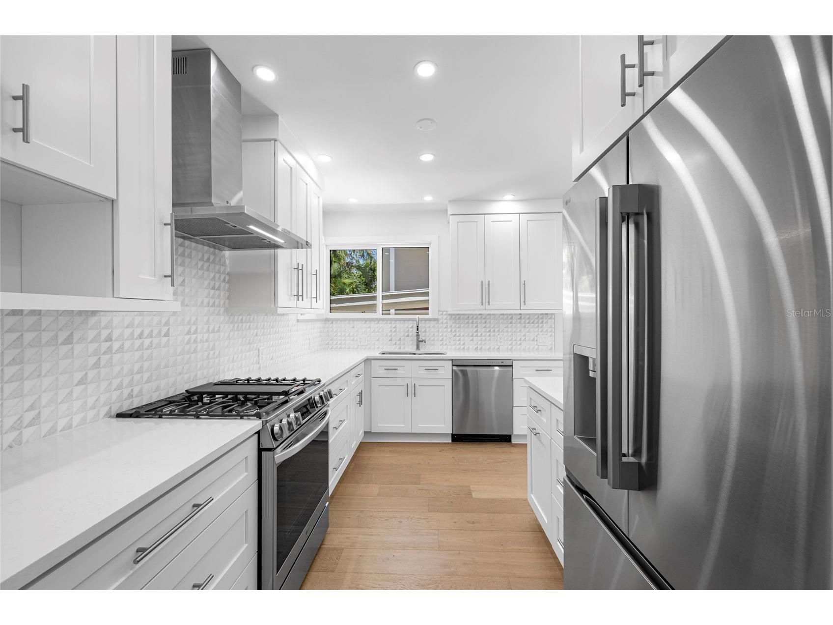 860 Snell Isle Boulevard NE Saint Petersburg FL 33704 A4665216 image22