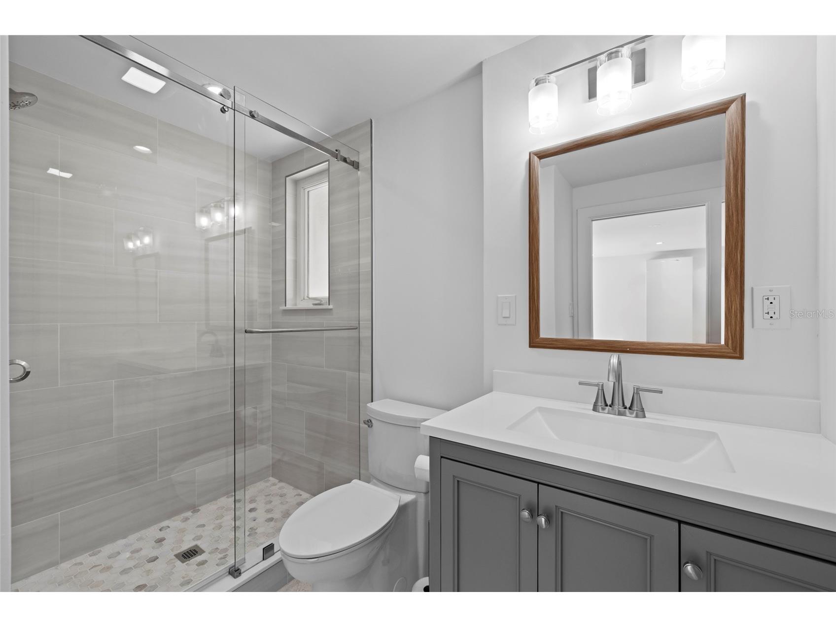 860 Snell Isle Boulevard NE Saint Petersburg FL 33704 A4665216 image53