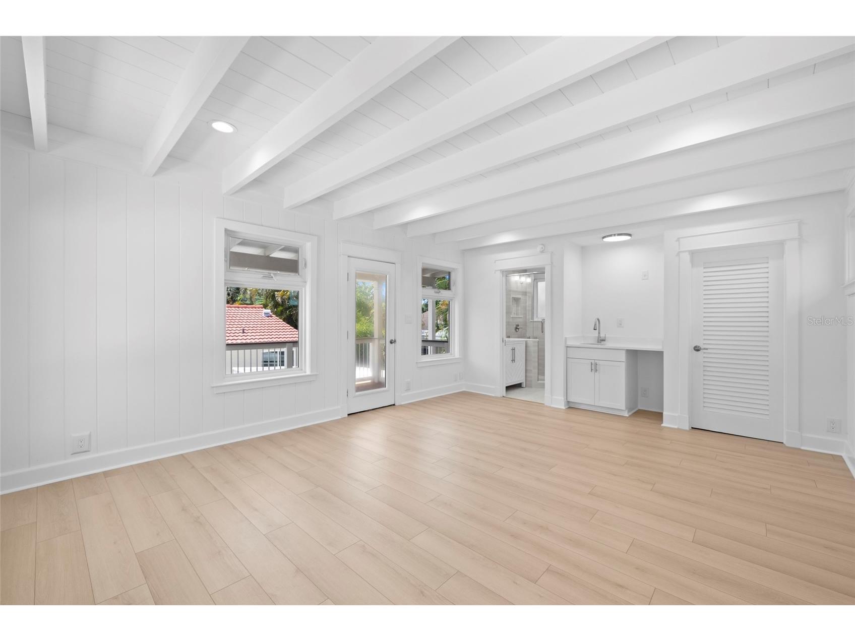 860 Snell Isle Boulevard NE Saint Petersburg FL 33704 A4665216 image55