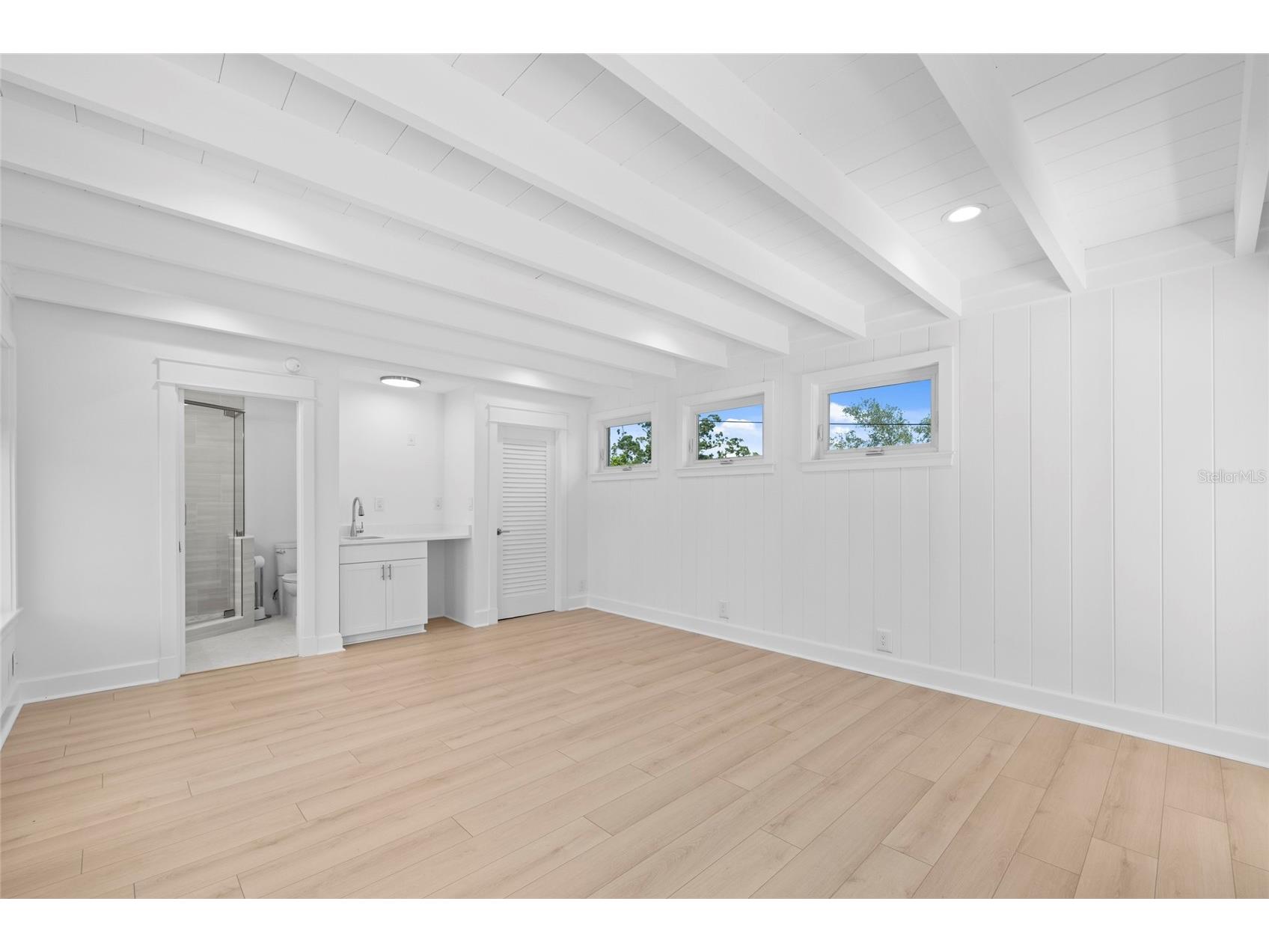 860 Snell Isle Boulevard NE Saint Petersburg FL 33704 A4665216 image56