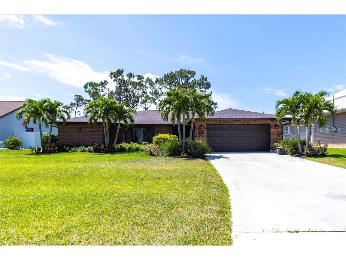 860 SW 18th Terrace Cape Coral FL 33991 C7509769 image1