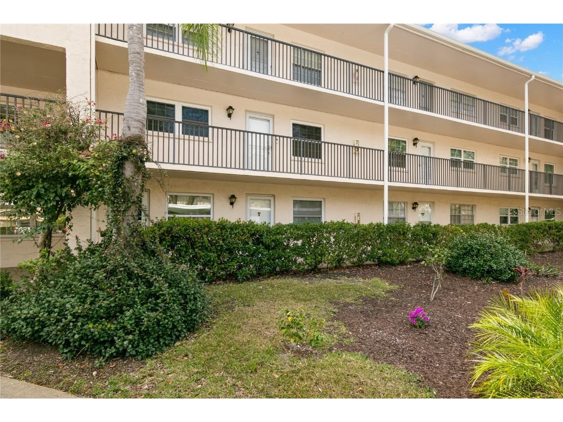 860 Virginia Street #108 Dunedin FL 34698 U8230950 image1