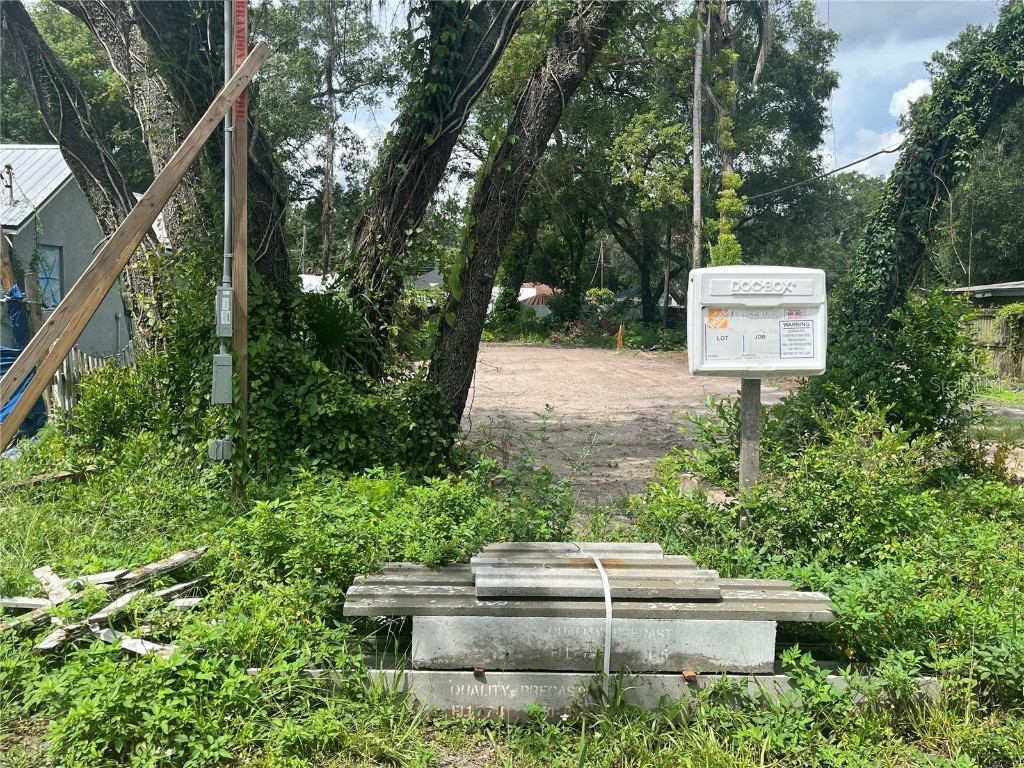 8600 N Rome Avenue Tampa FL 33604 U8192325 image1