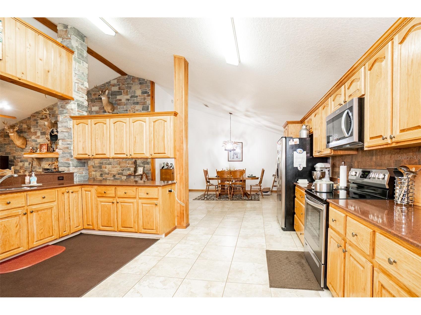 8600 NE 147th Avenue Road Silver Springs FL 34488 - LAKE FORE O6405602 image10