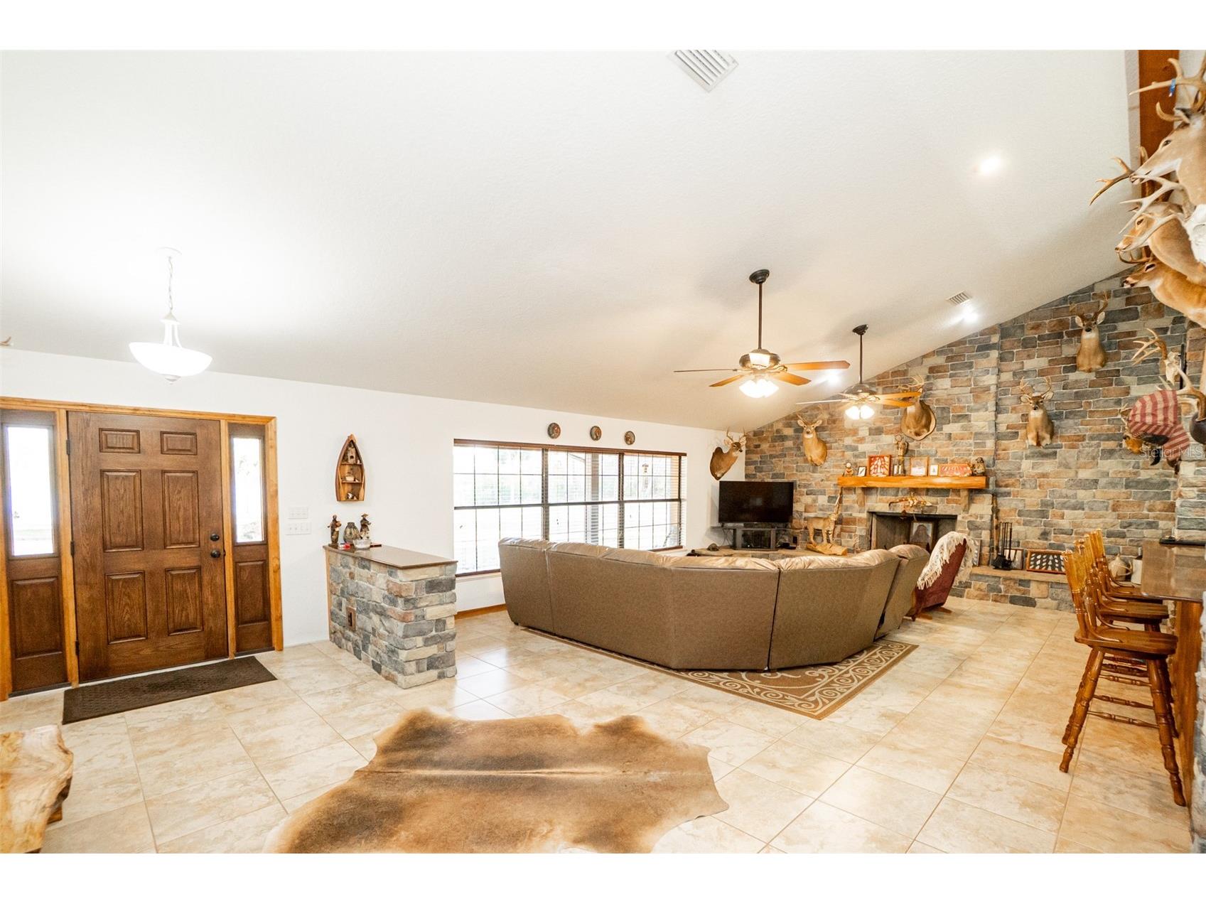 8600 NE 147th Avenue Road Silver Springs FL 34488 - LAKE FORE O6405602 image7