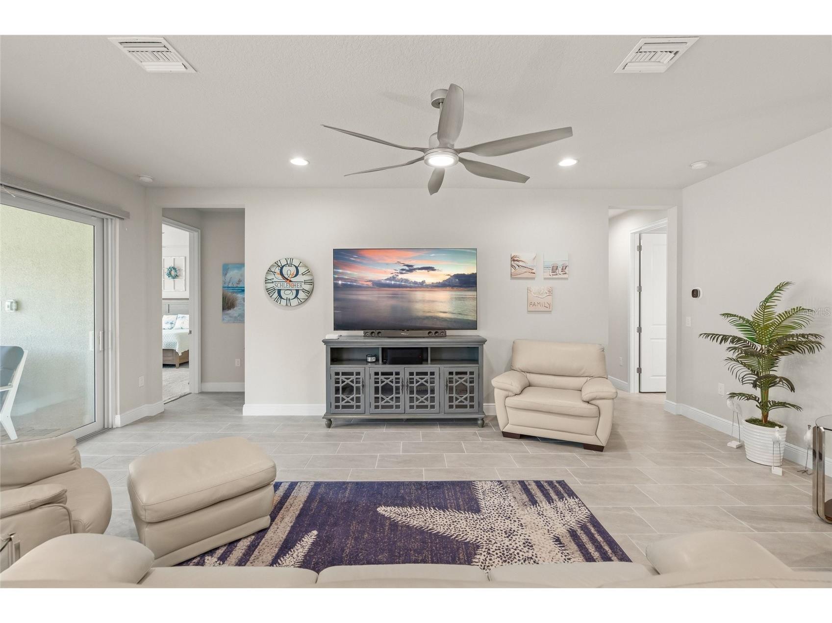 8600 Sundance Loop Sarasota FL 34238 A4686463 image13