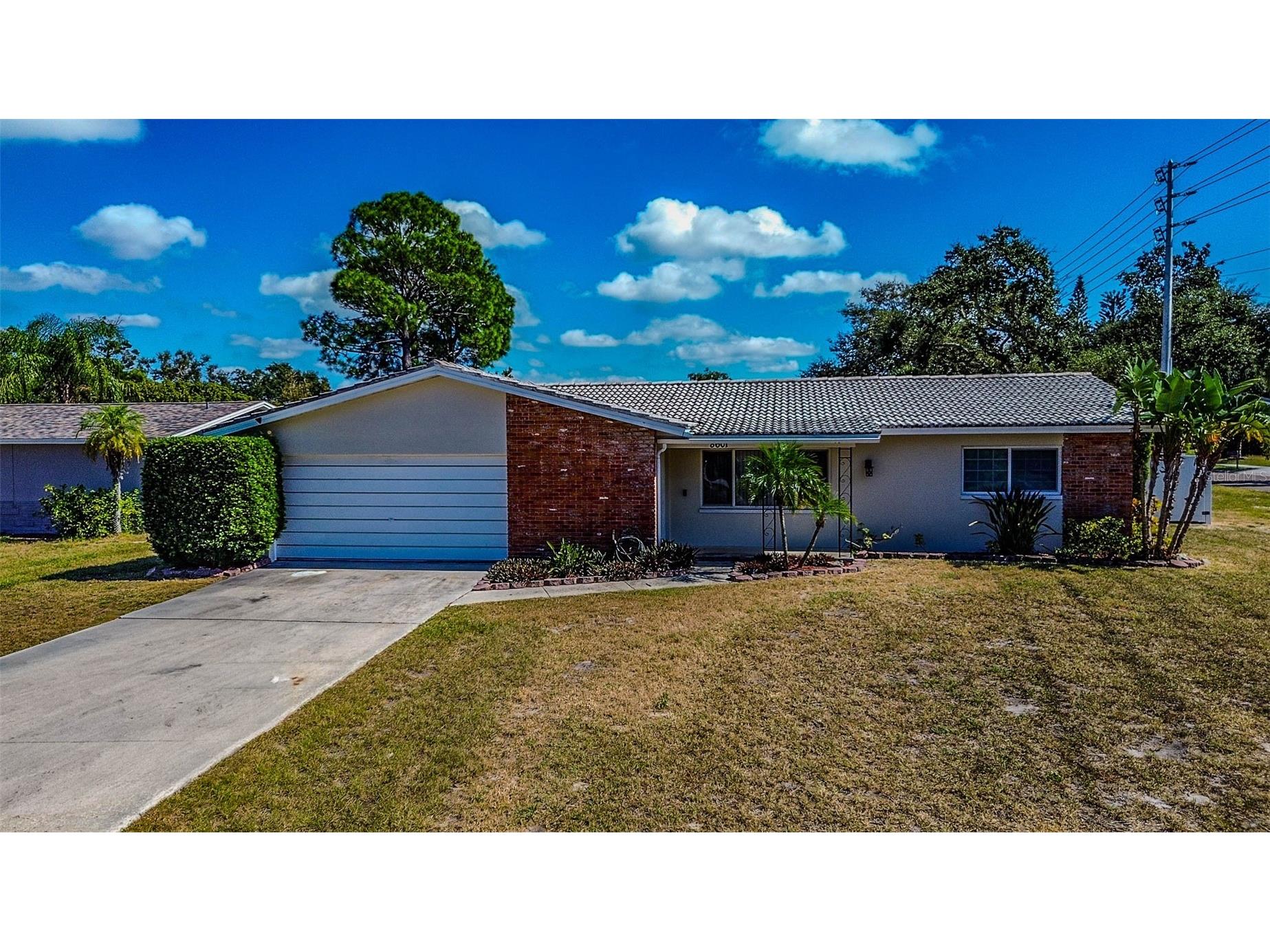 8601 139th Street Seminole FL 33776 TB8443069 image1