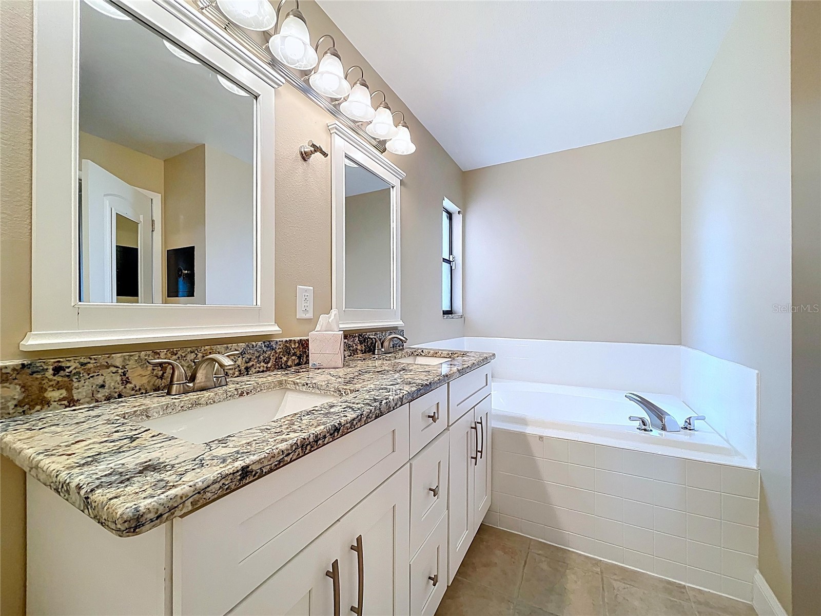 8601 Chadwick Drive Tampa FL 33635 TB8478319 image16