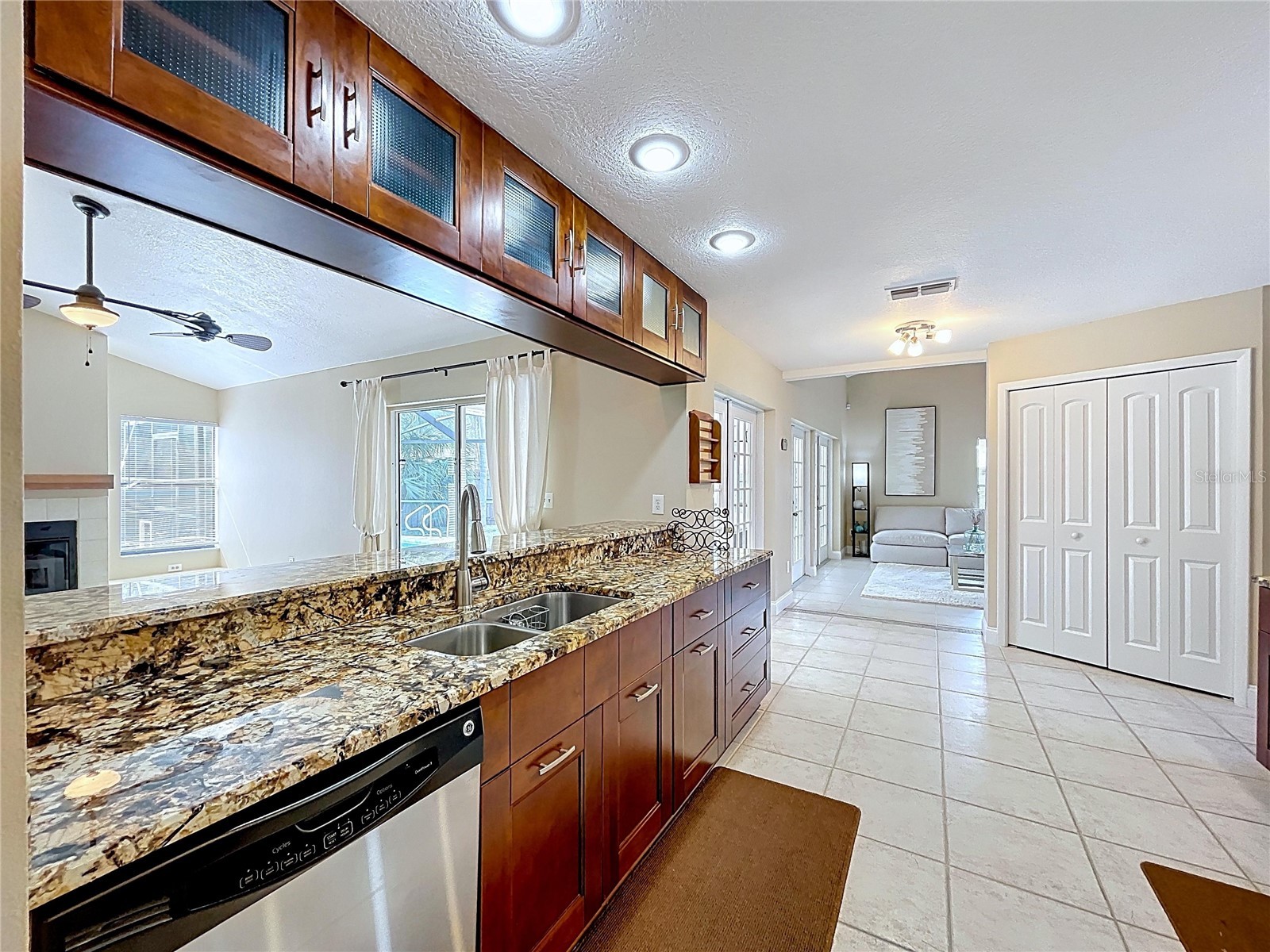 8601 Chadwick Drive Tampa FL 33635 TB8478319 image20