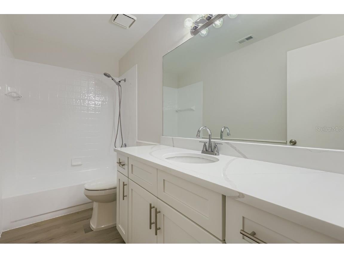 8601 Flowing Brook Court Tampa FL 33635 TB8428346 image23