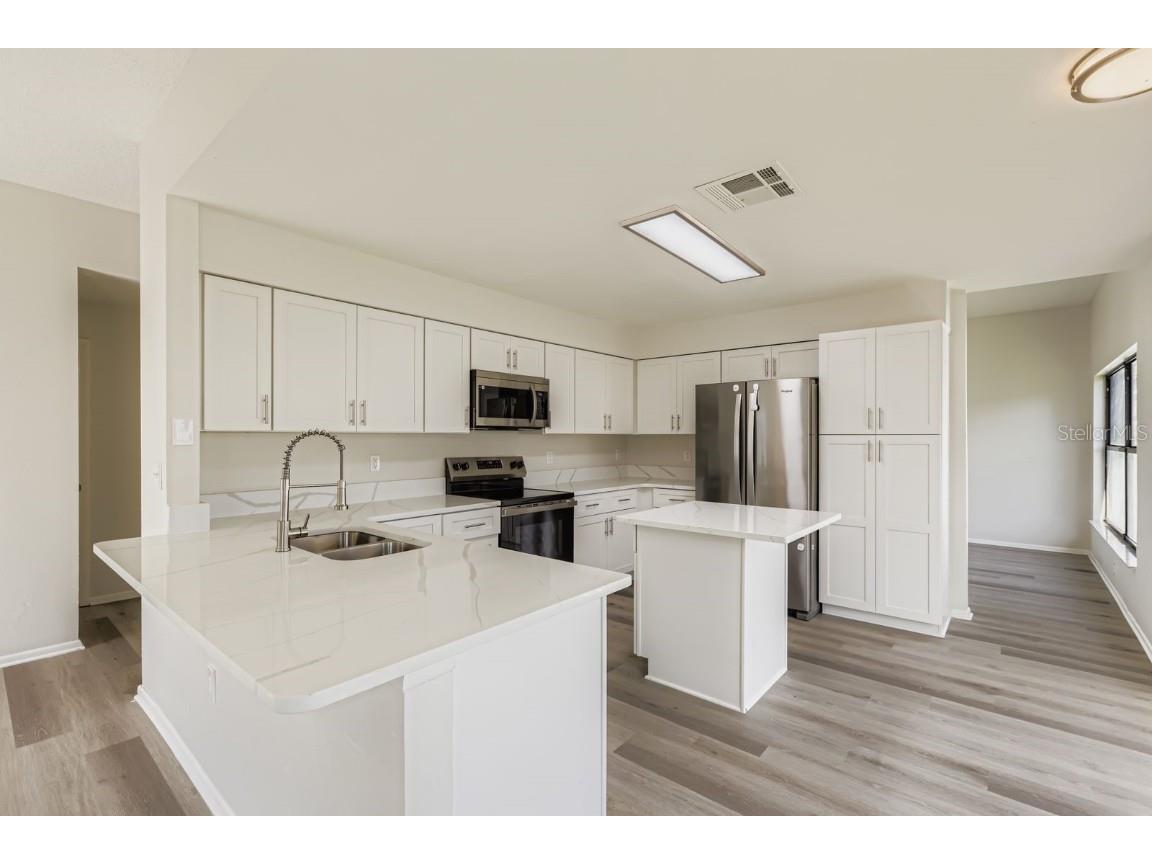 8601 Flowing Brook Court Tampa FL 33635 TB8428346 image9