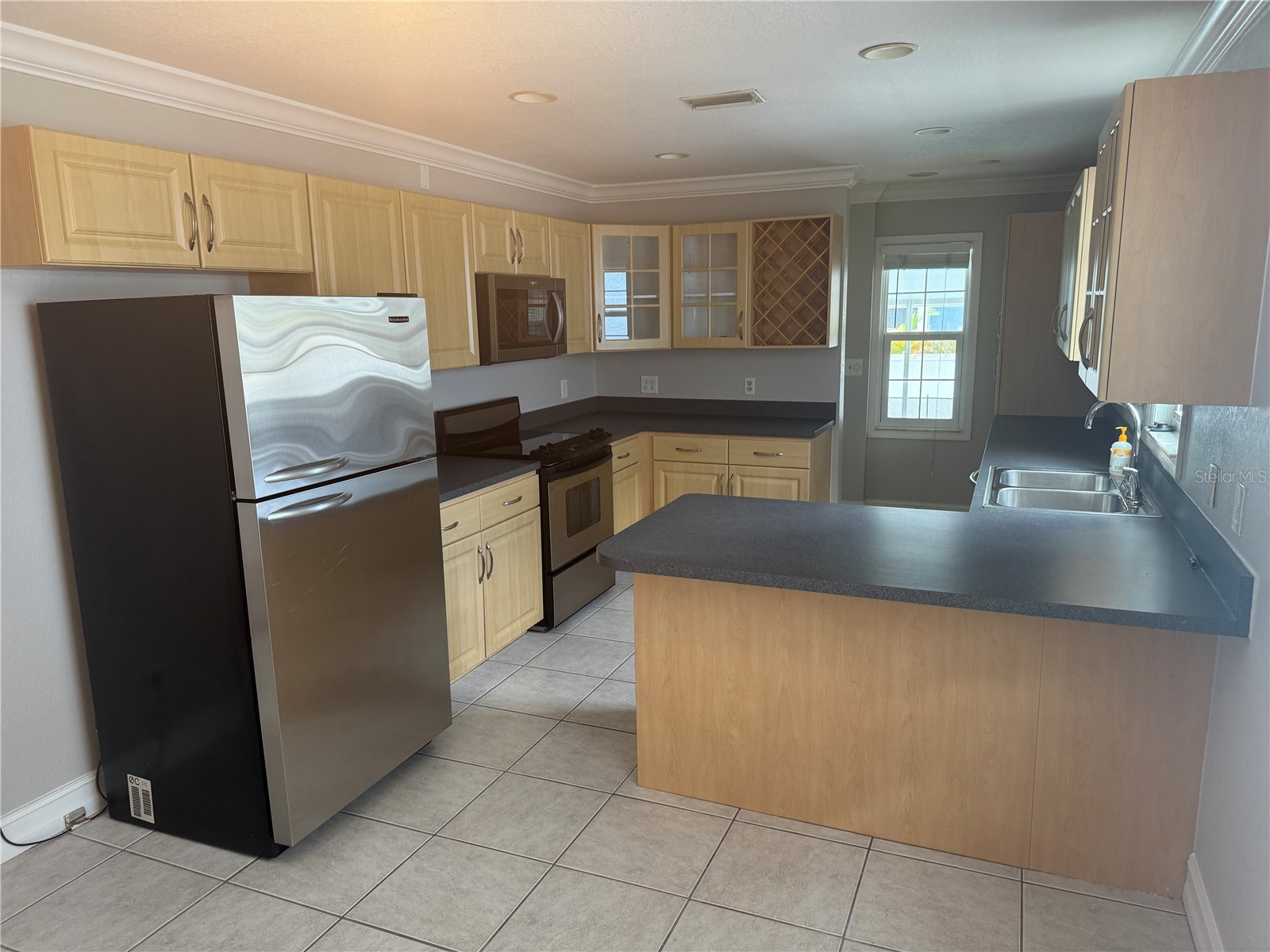 8601 Rue Chateau Drive Largo FL 33777 TB8502364 image3
