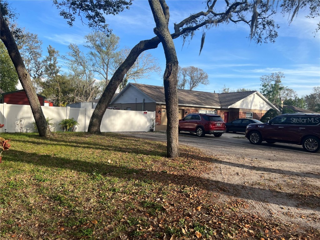 8601 Twin Lakes Boulevard Tampa FL 33614 T3428212 image1