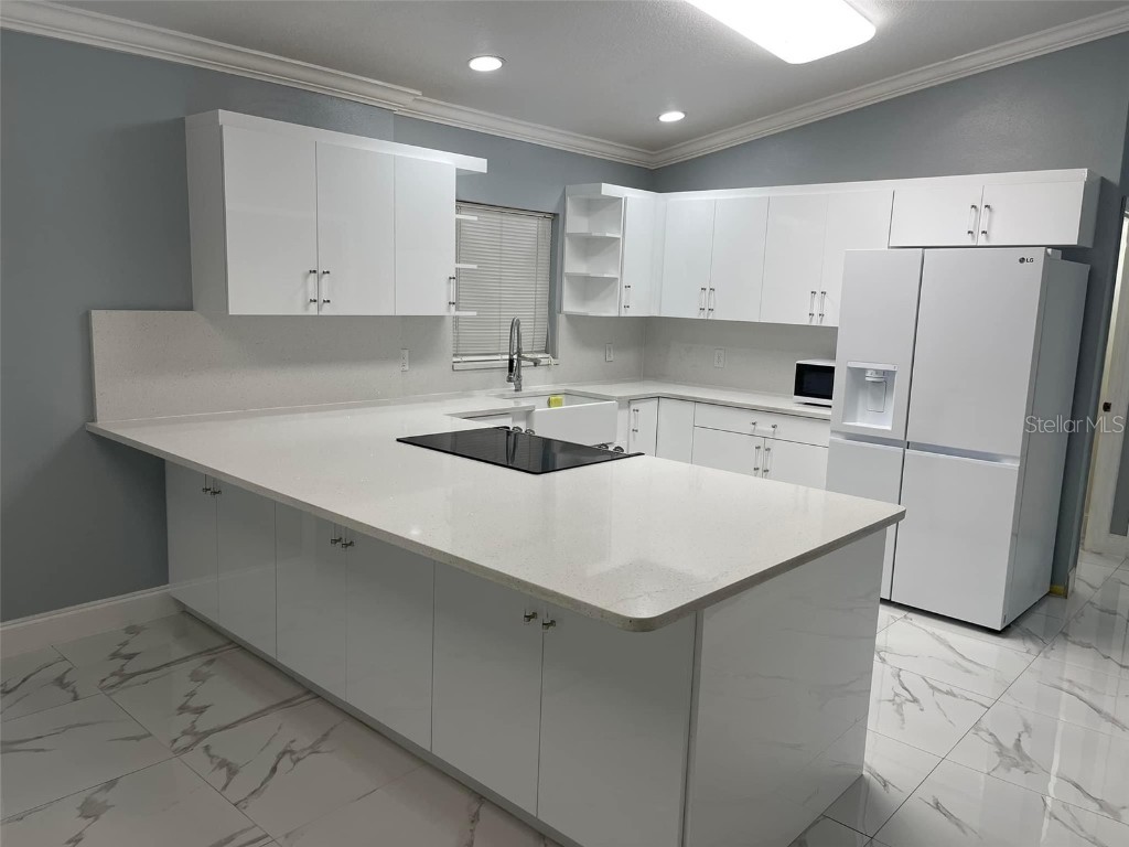 8601 Twin Lakes Boulevard Tampa FL 33614 TB8328260 image12